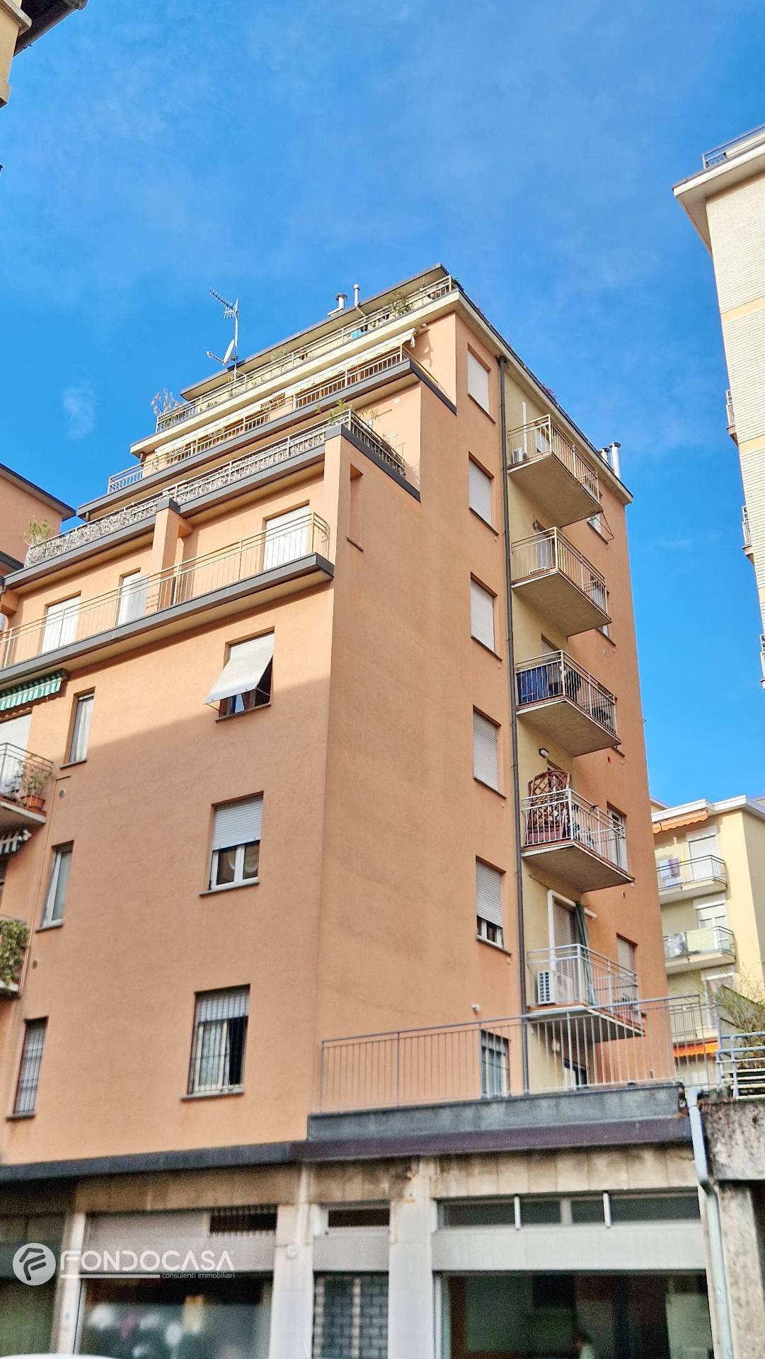 Appartamento in vendita a Como, Borghi