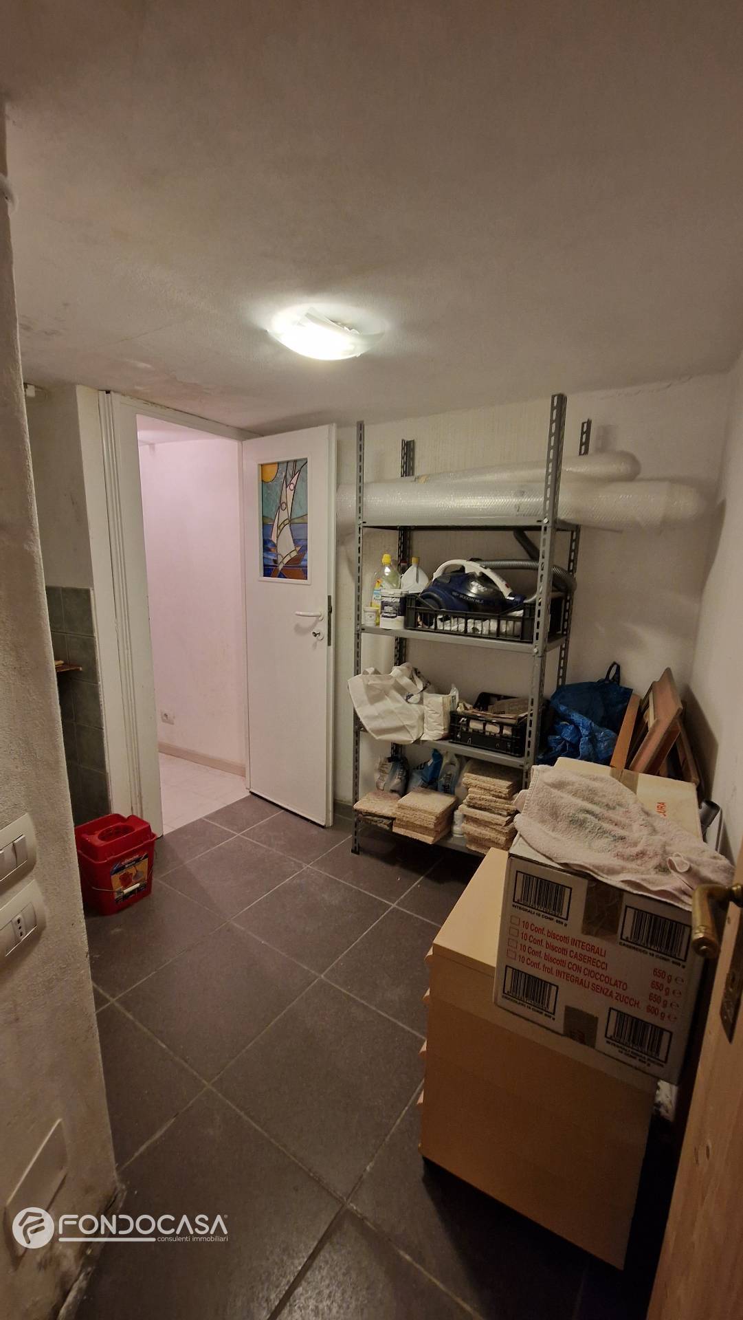 Box o garage in vendita a Como, Borghi