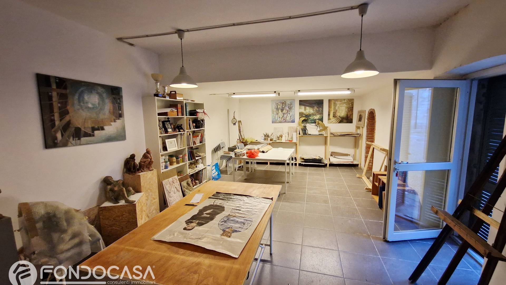 Magazzino in vendita a Como, Borghi