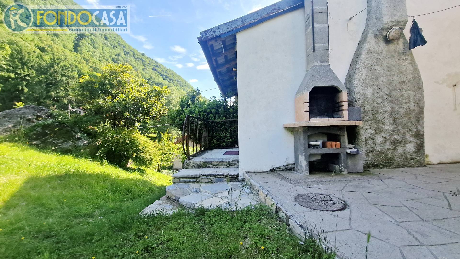 Semindipendente in vendita a Torno, Montepiatto