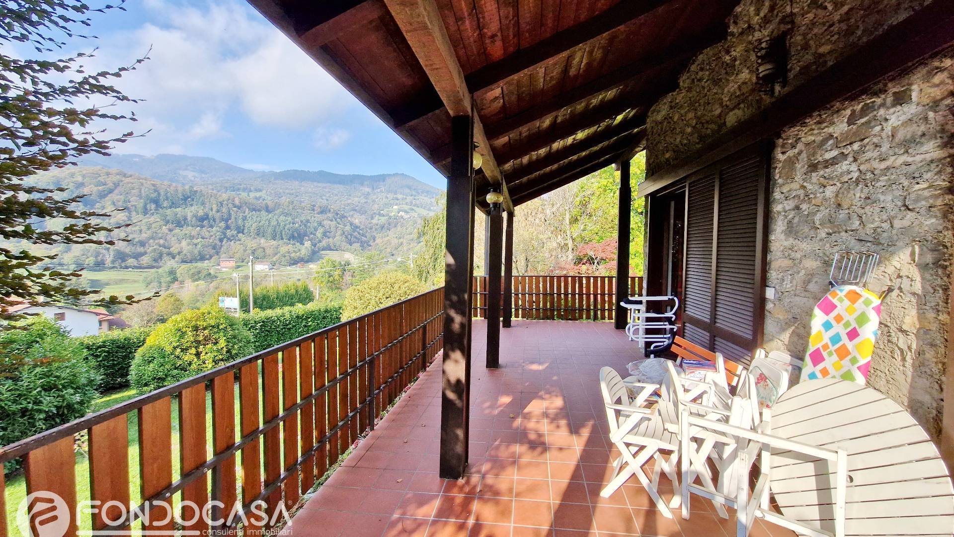 Casa indipendente in vendita a Centro Valle Intelvi