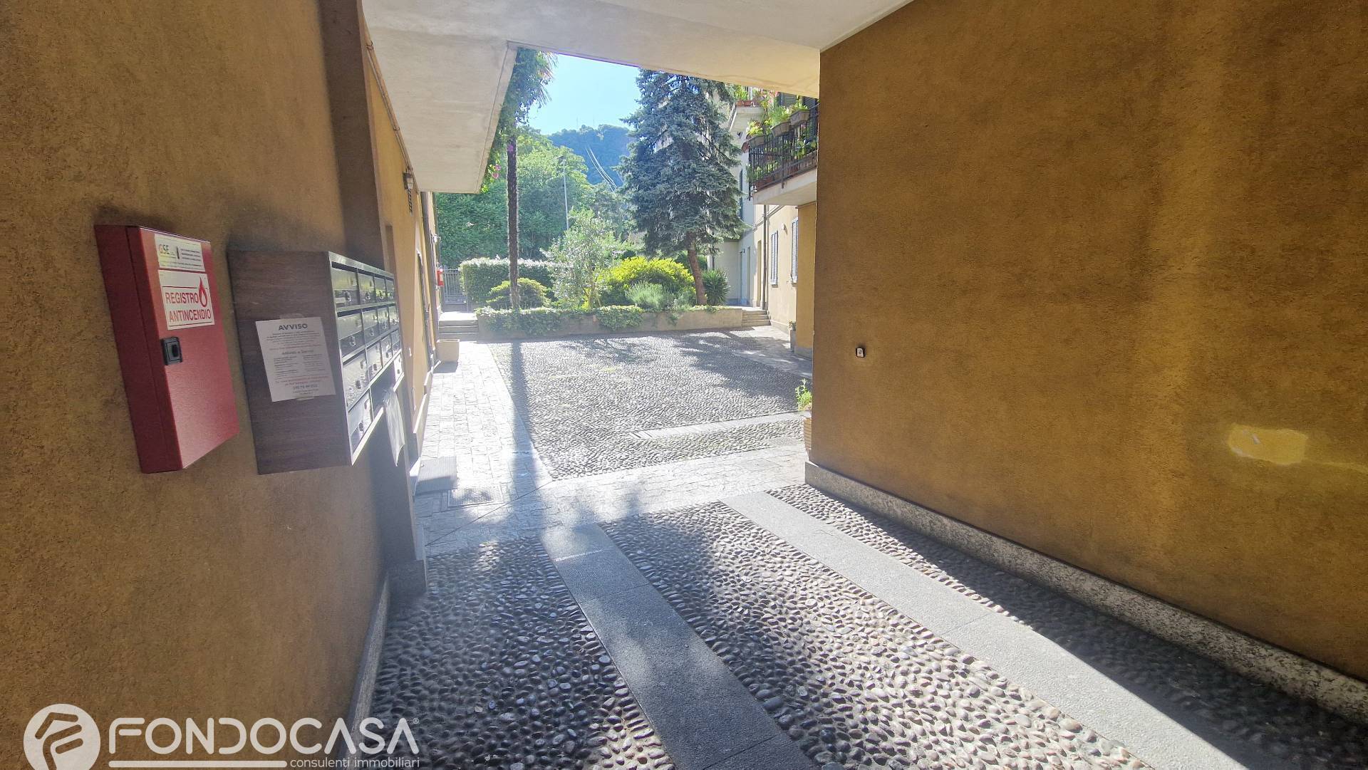 Appartamento in vendita a Como, Borghi