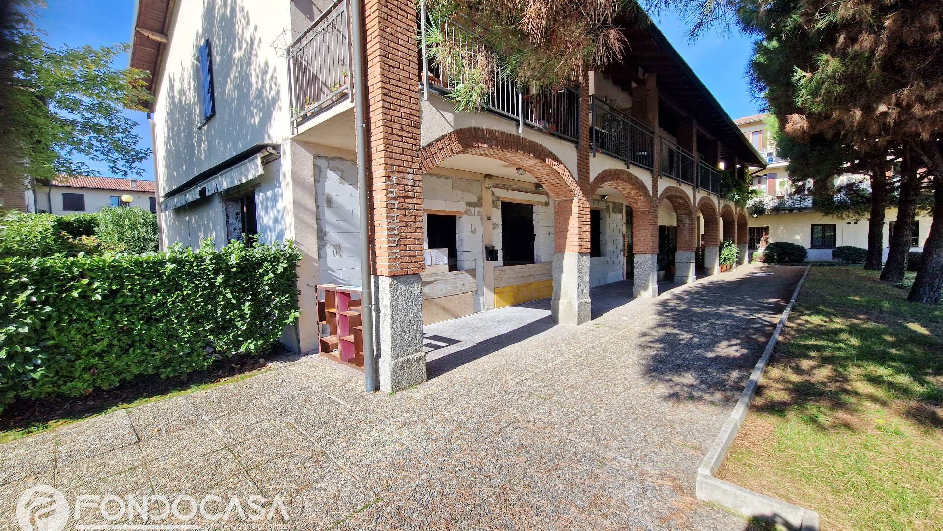 Appartamento in vendita a Alzate Brianza
