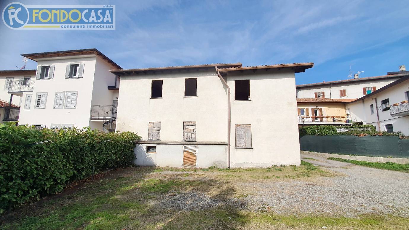 Casa semindipendente in vendita a Como, Breccia