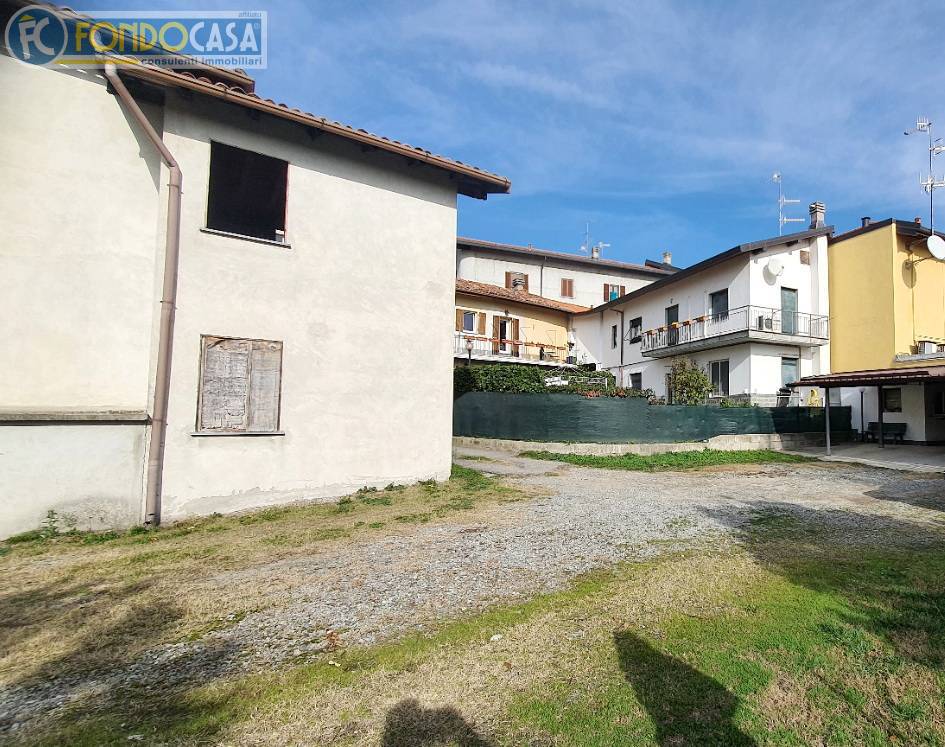Casa semindipendente in vendita a Como, Breccia
