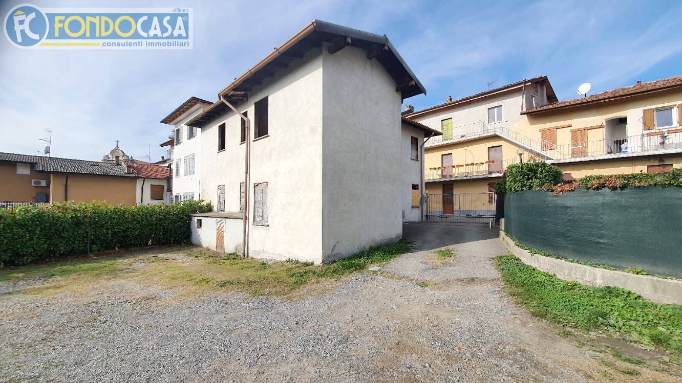 Casa semindipendente in vendita a Como, Breccia