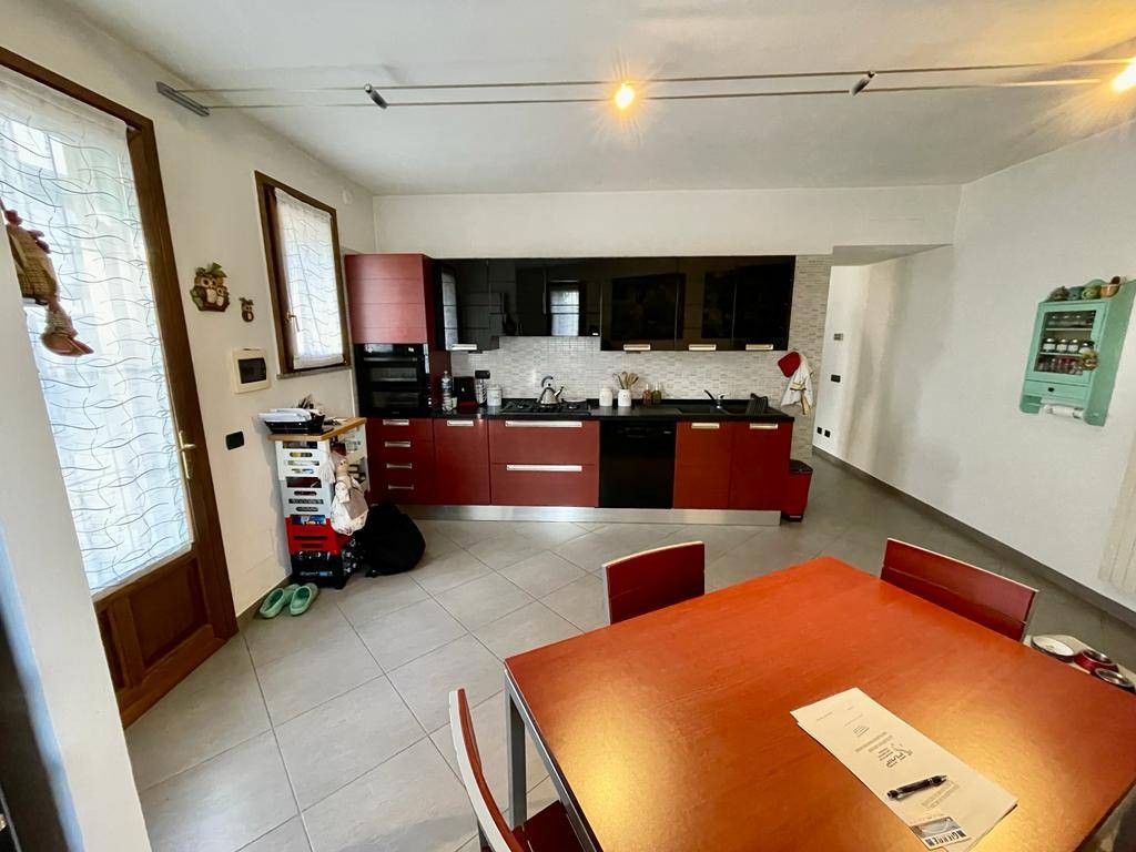 Casa indipendente con box doppio, Alessandria orti