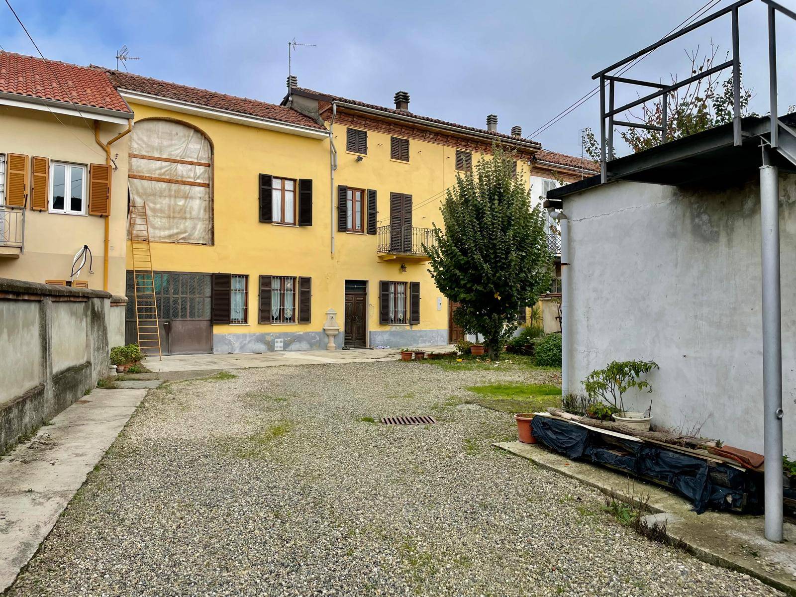 Casa indipendente con box, Borgoratto Alessandrino borgoratto