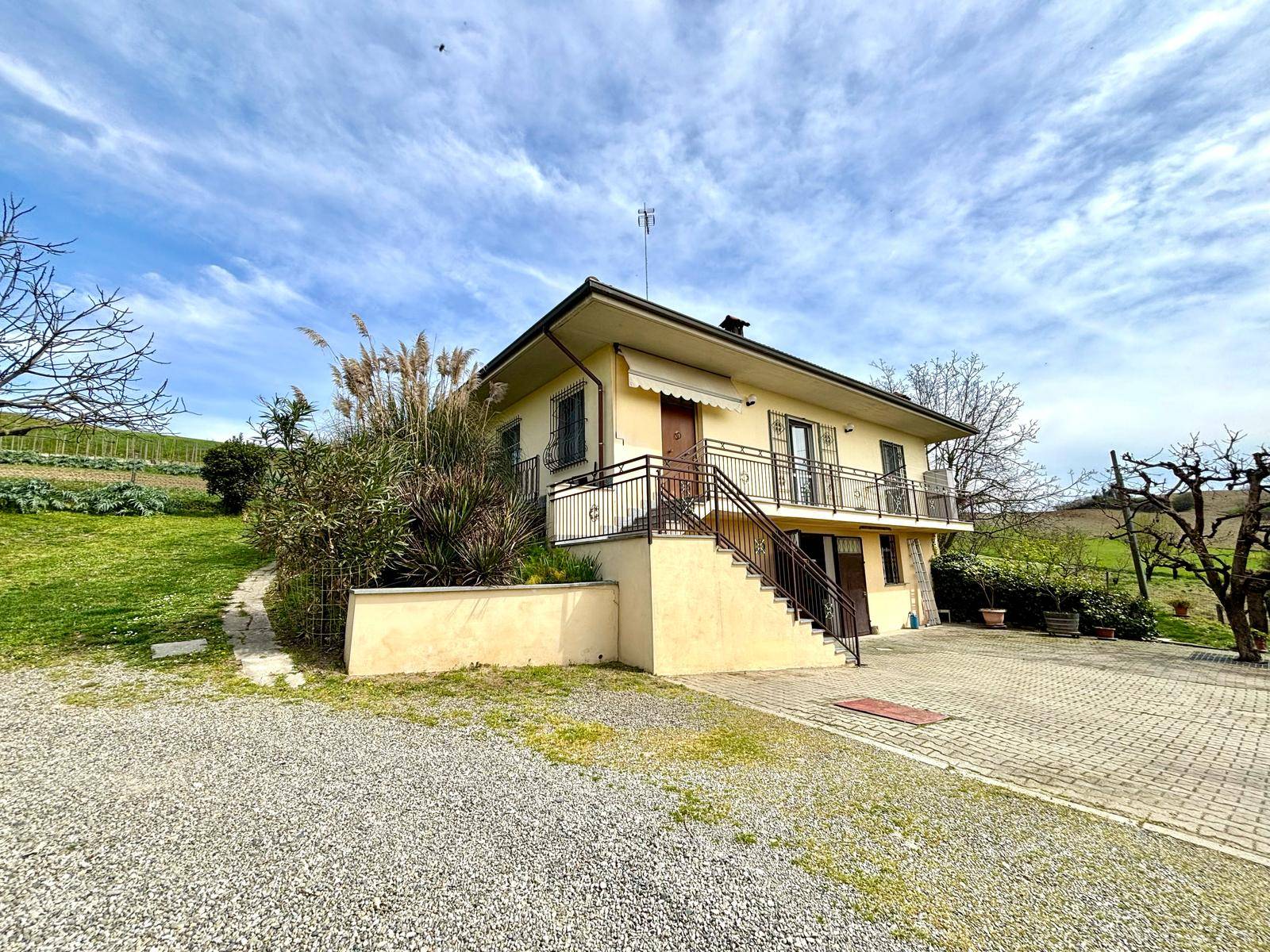 Villa in vendita a Alessandria, Valle San Bartolomeo