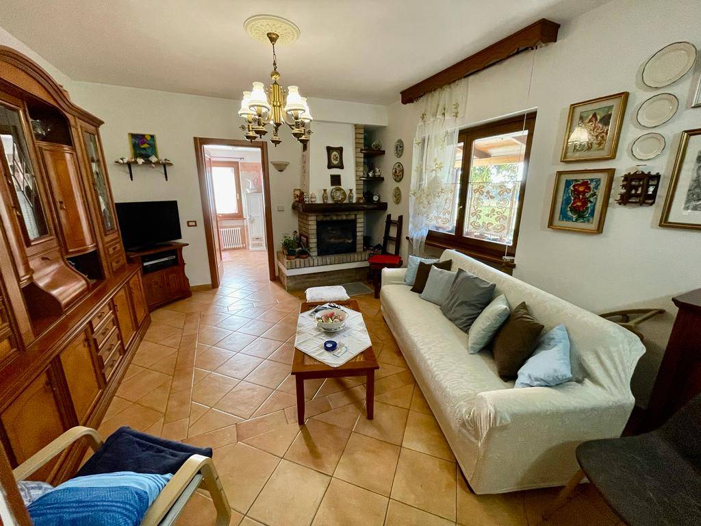 Casa singola in vendita a Alessandria, Mandrogne