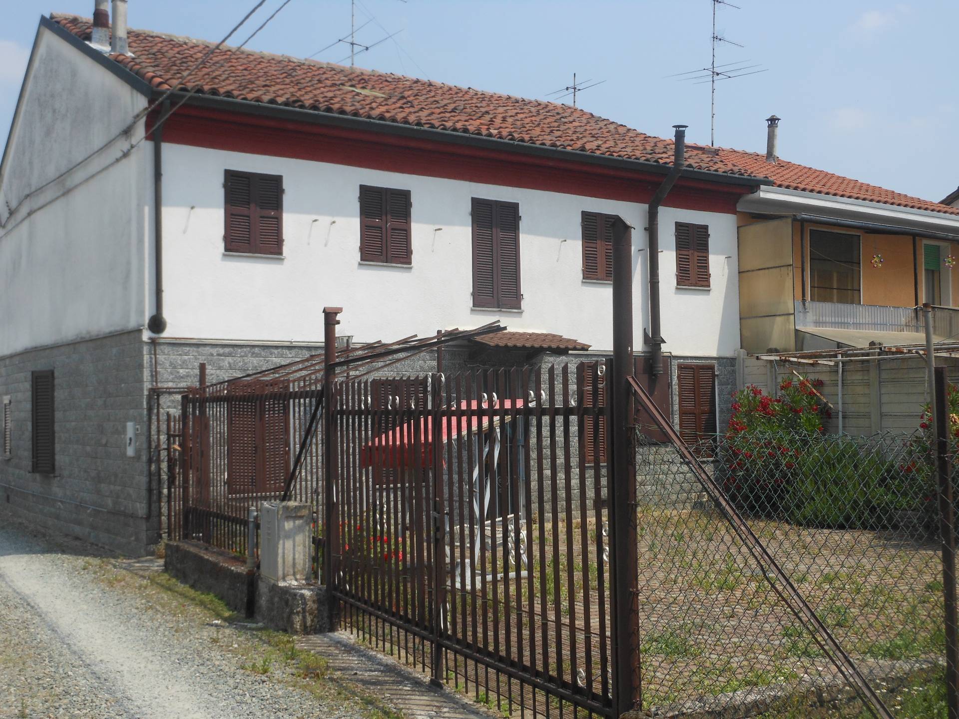 Bifamiliare in vendita a Alessandria, Cabanette