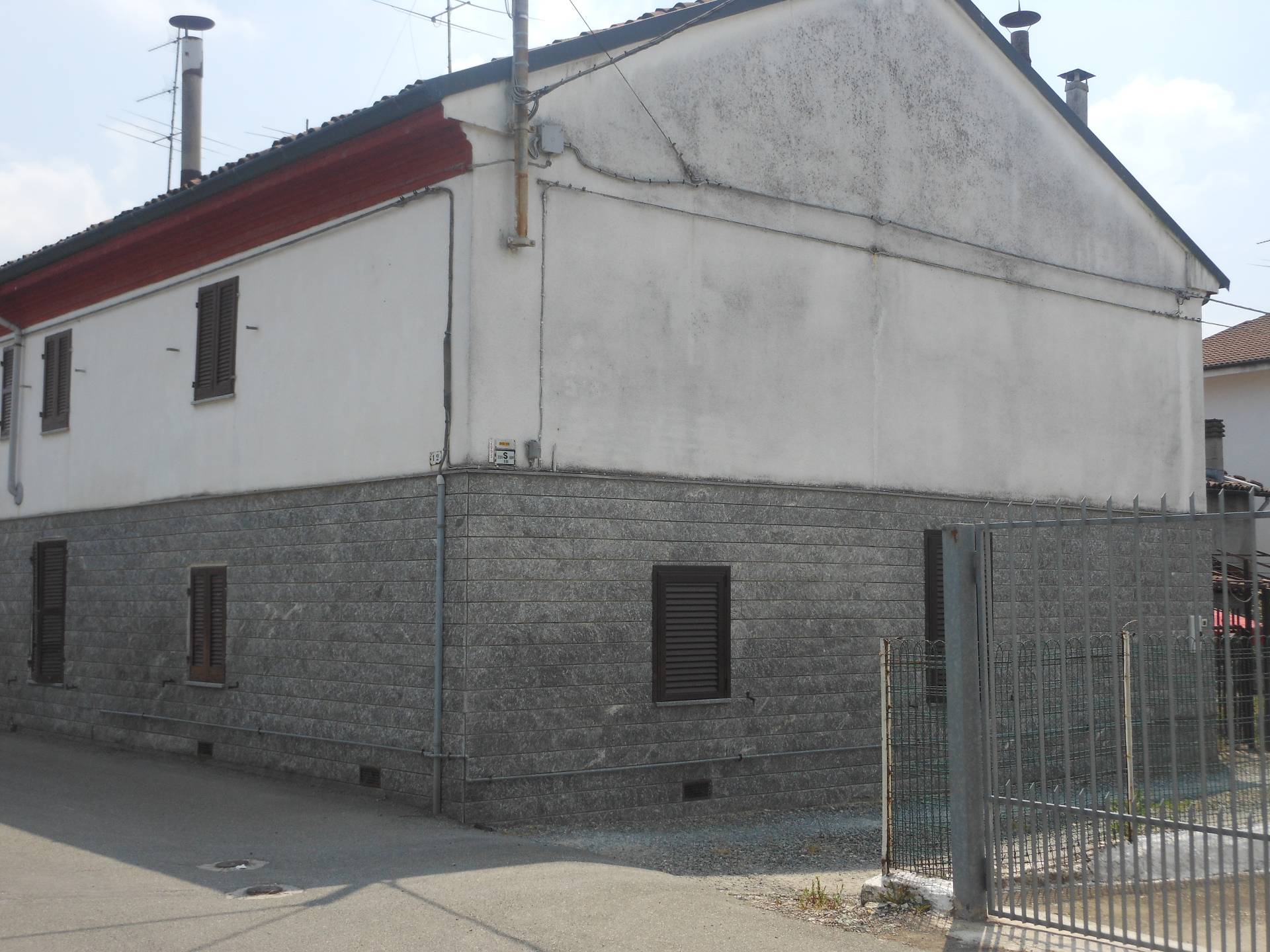 Bifamiliare in vendita a Alessandria, Cabanette