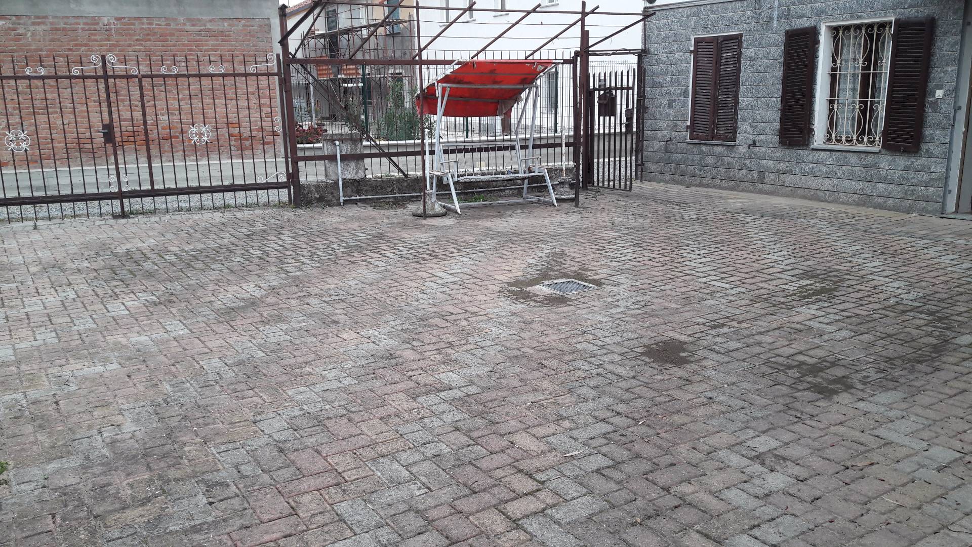 Bifamiliare in vendita a Alessandria, Cabanette