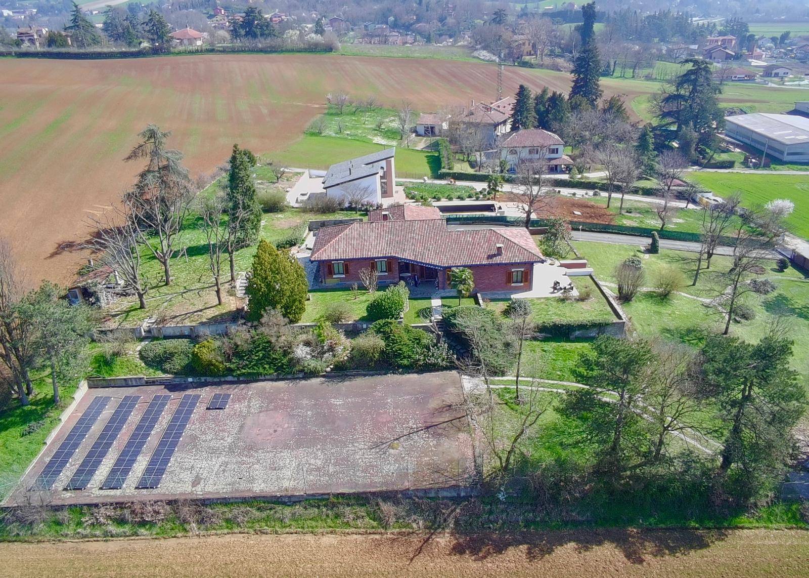 Villa in vendita a Alessandria, Valle San Bartolomeo