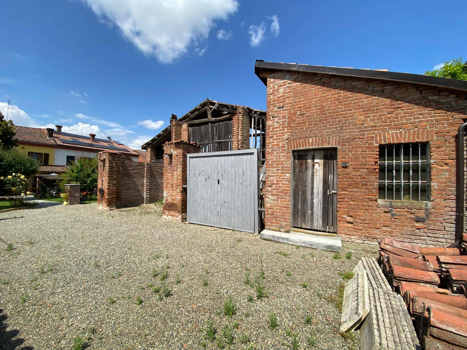 Casa singola in vendita a Alessandria, Villa del Foro