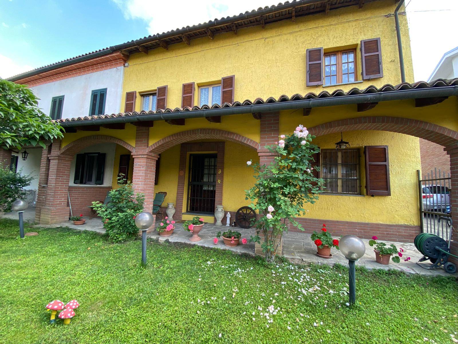 Casa singola in vendita a Alessandria, Villa del Foro