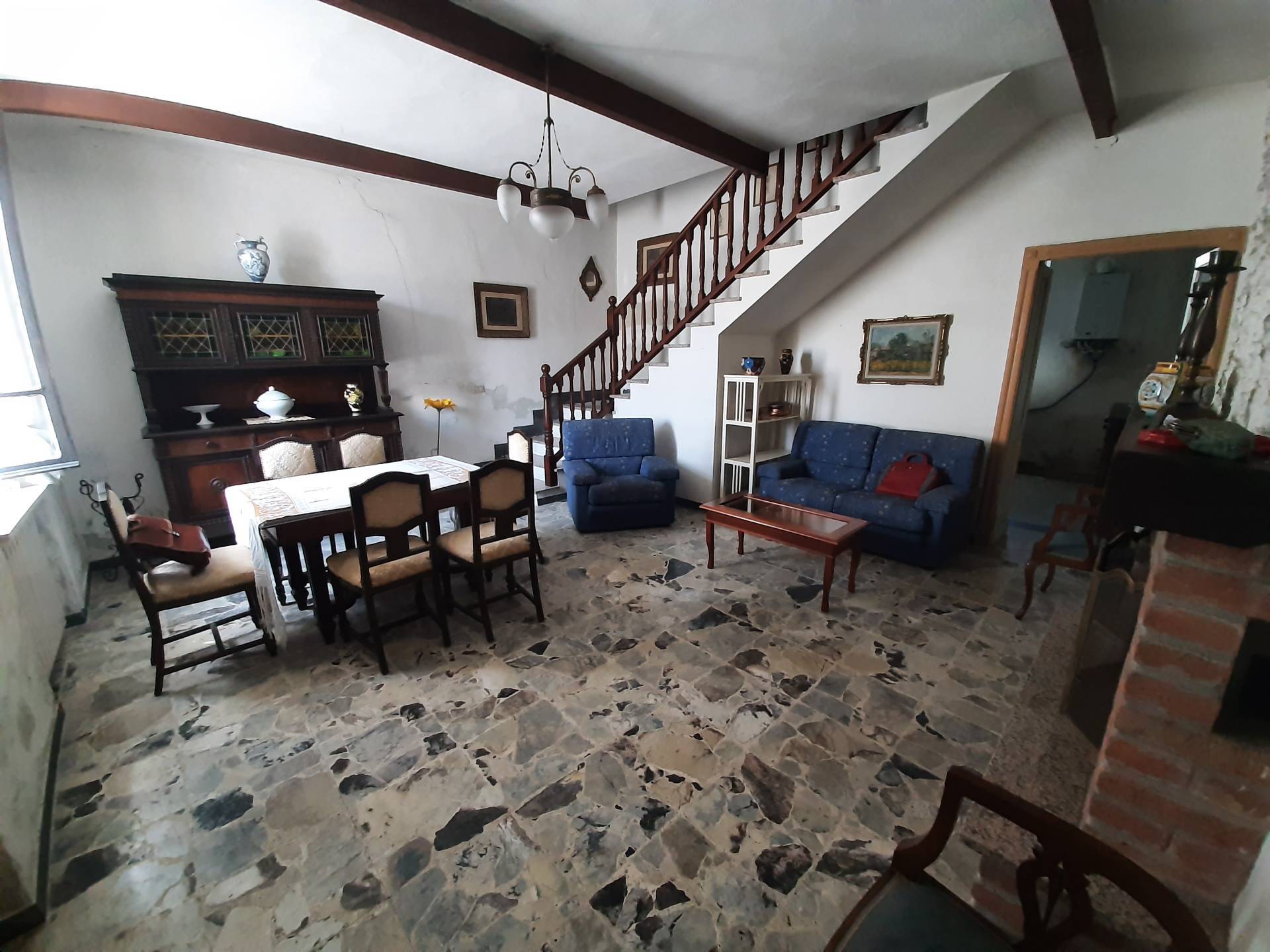 Casa singola in vendita a Alessandria, Lobbi