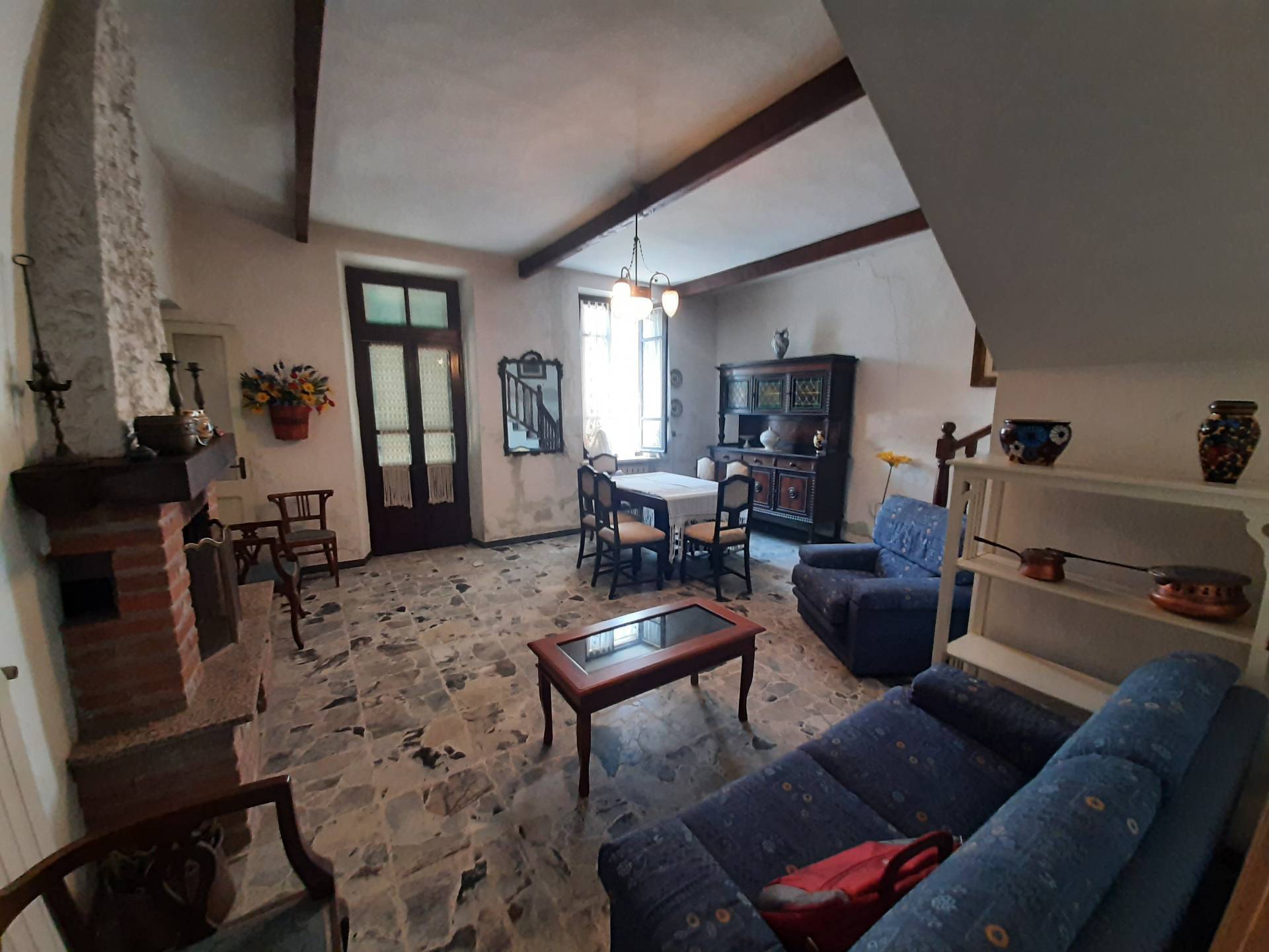 Casa singola in vendita a Alessandria, Lobbi