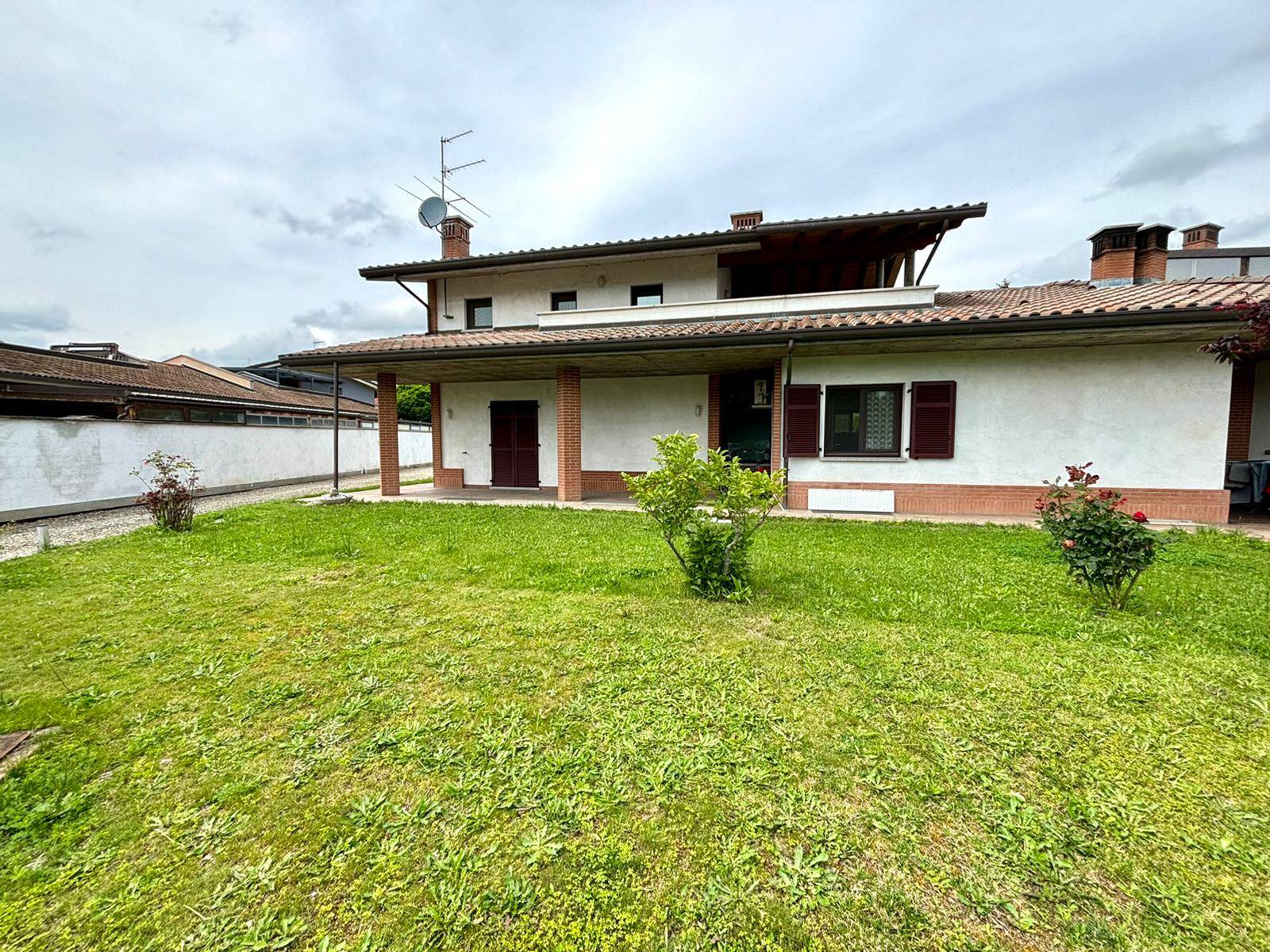 Villa in vendita a Castellazzo Bormida