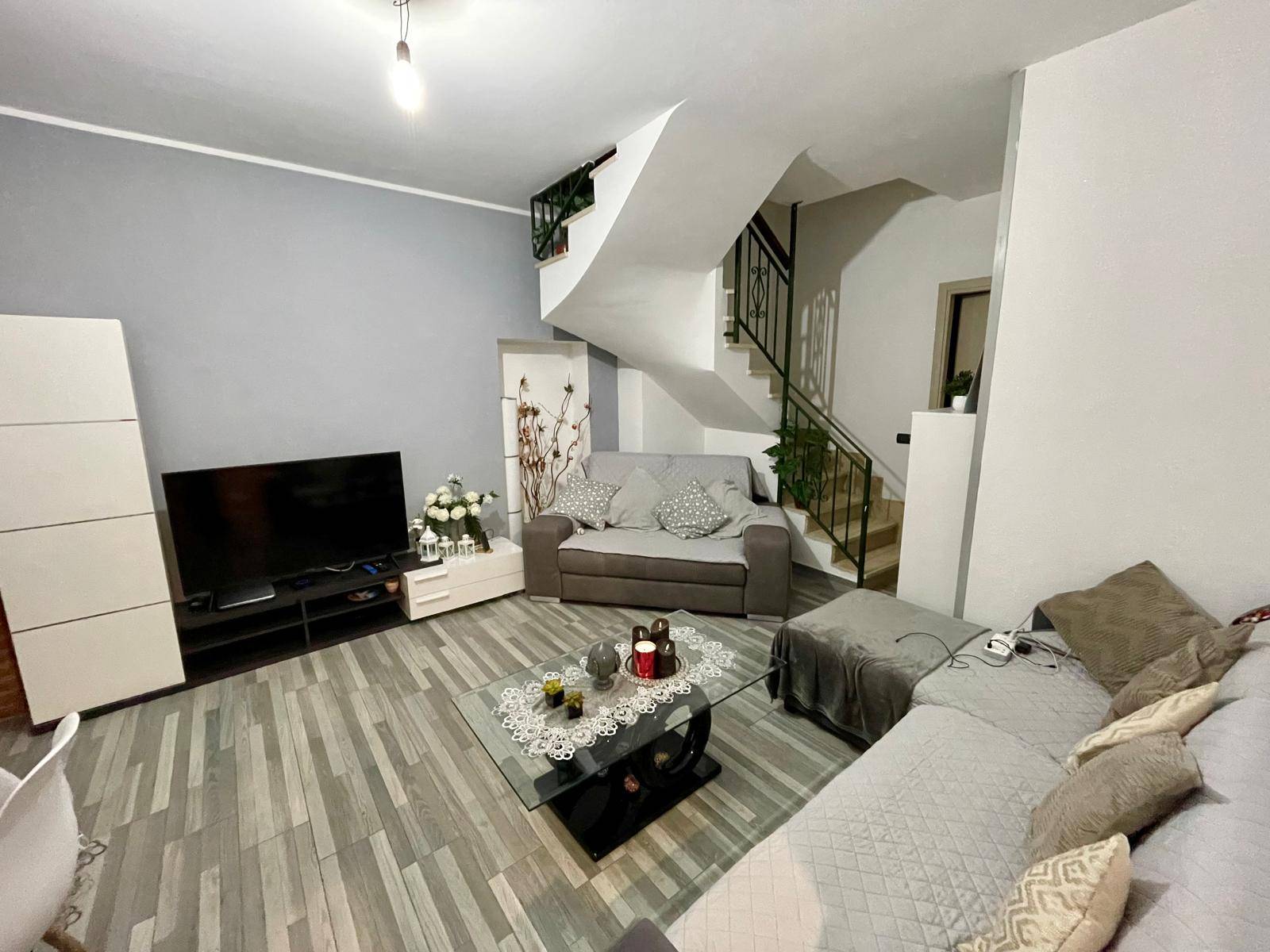 Casa singola in vendita a Alessandria, Centro-P.tta della Lega