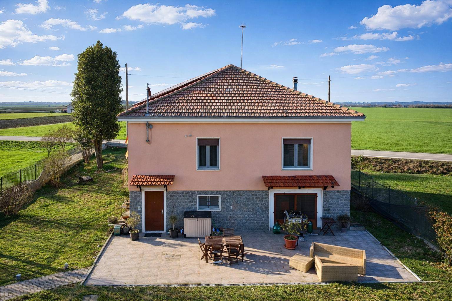 Villa in vendita a Alessandria, Castelceriolo