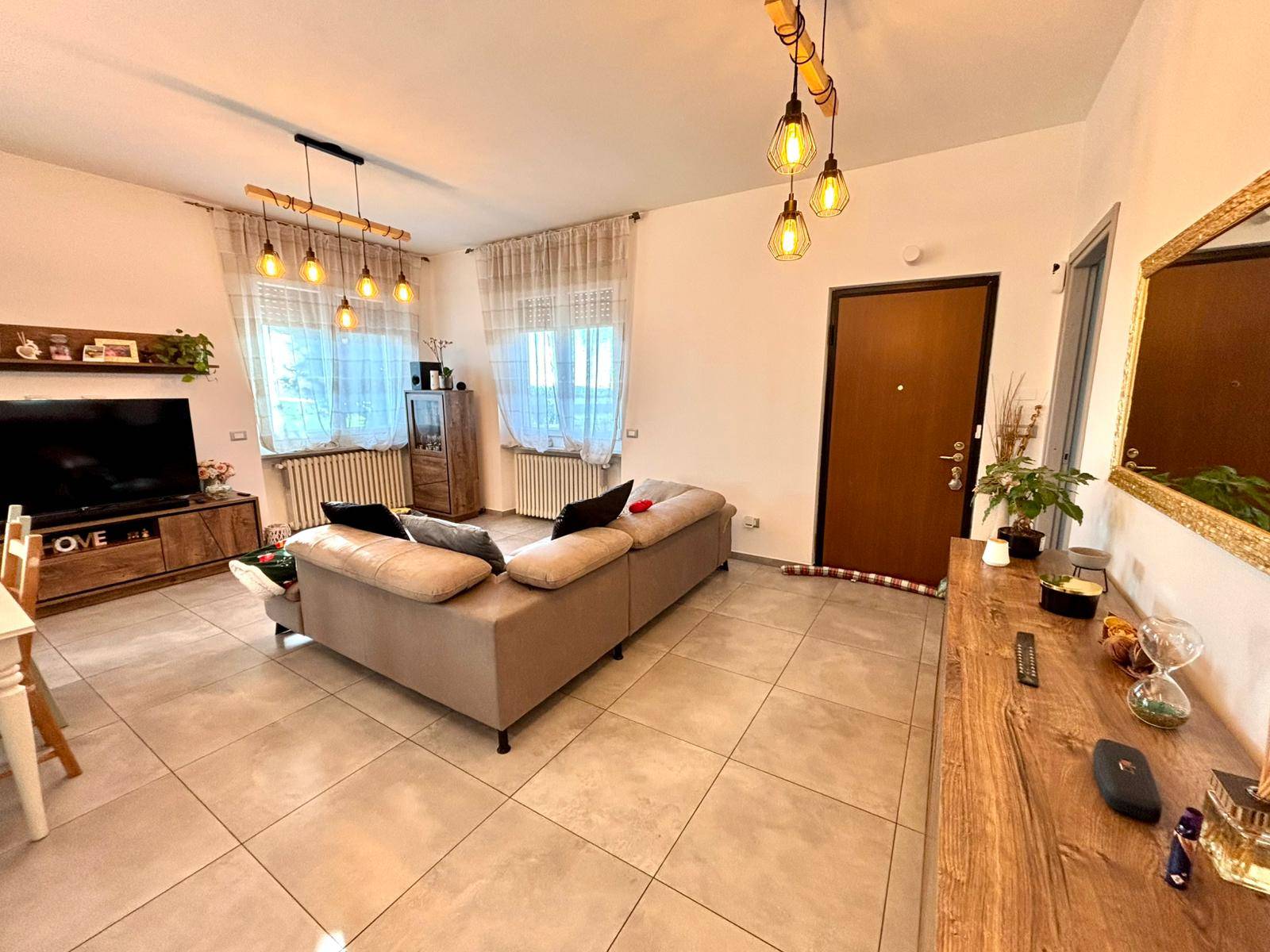 Villa in vendita a Alessandria, Castelceriolo