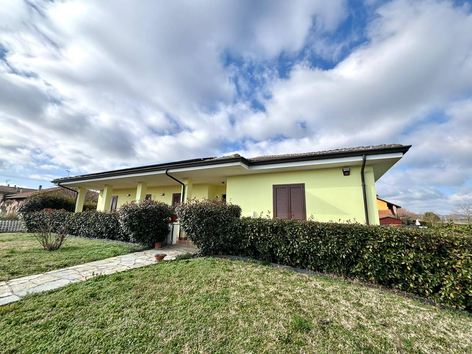 Villa in vendita a Quargnento