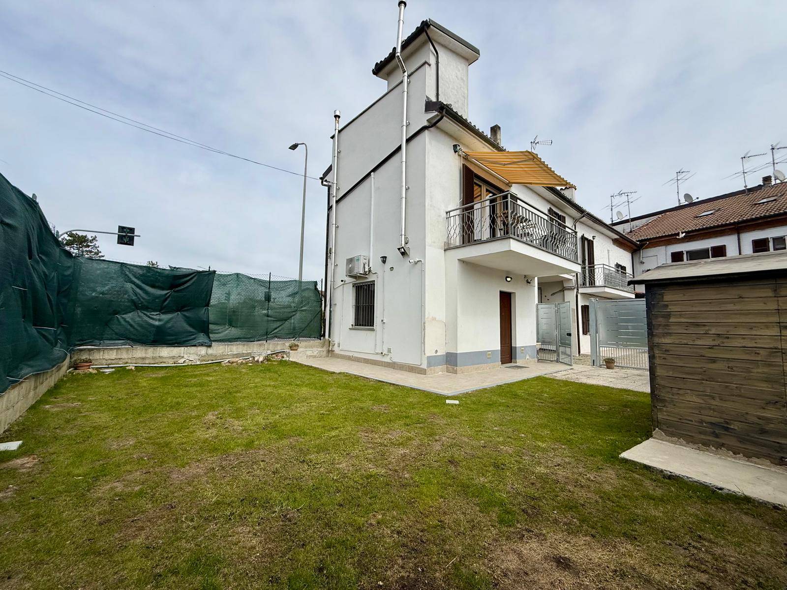 Casa singola in vendita a Alessandria, Cabanette