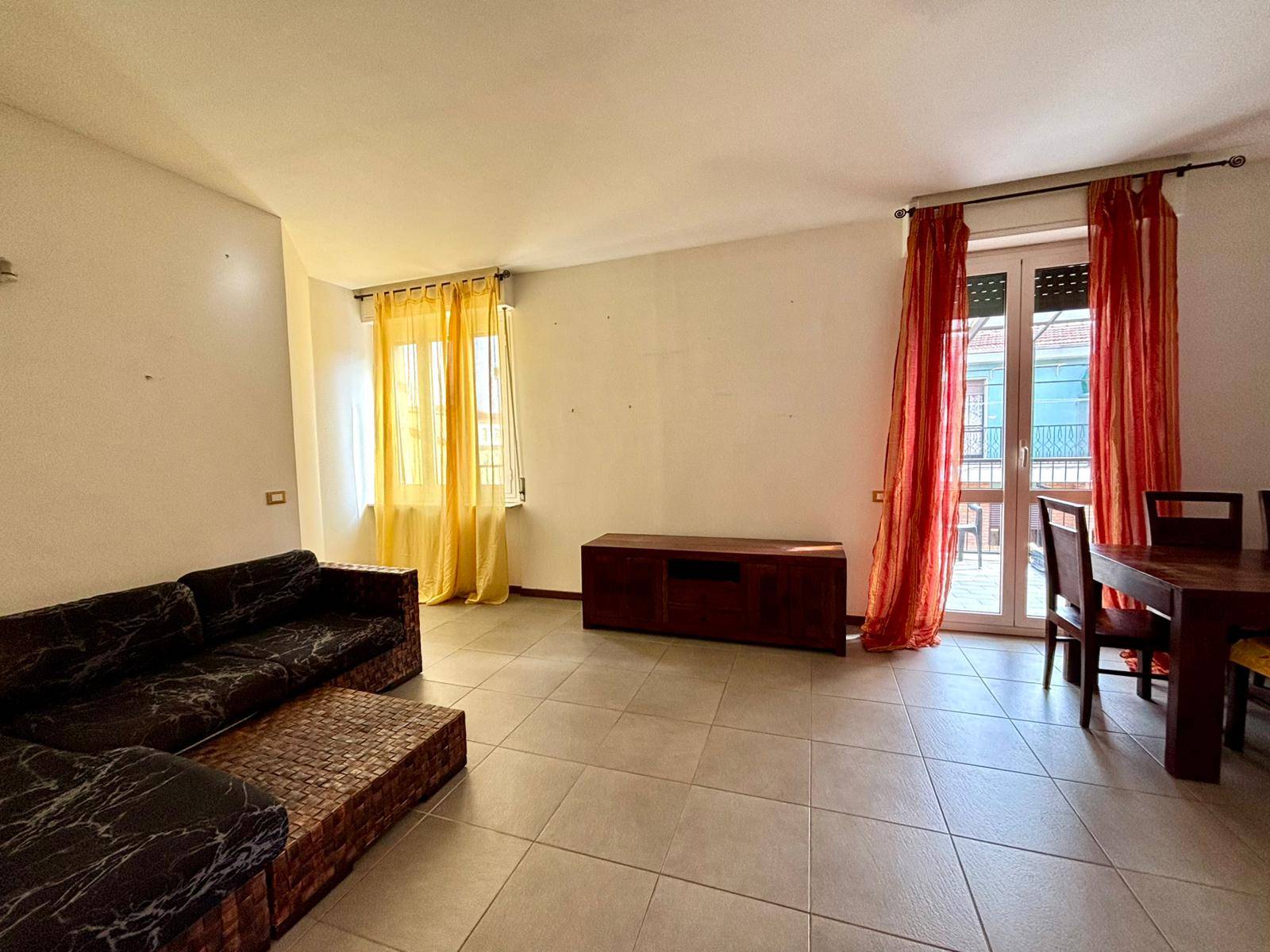 Appartamento in vendita a Alessandria, Centro-P.zza Garibaldi