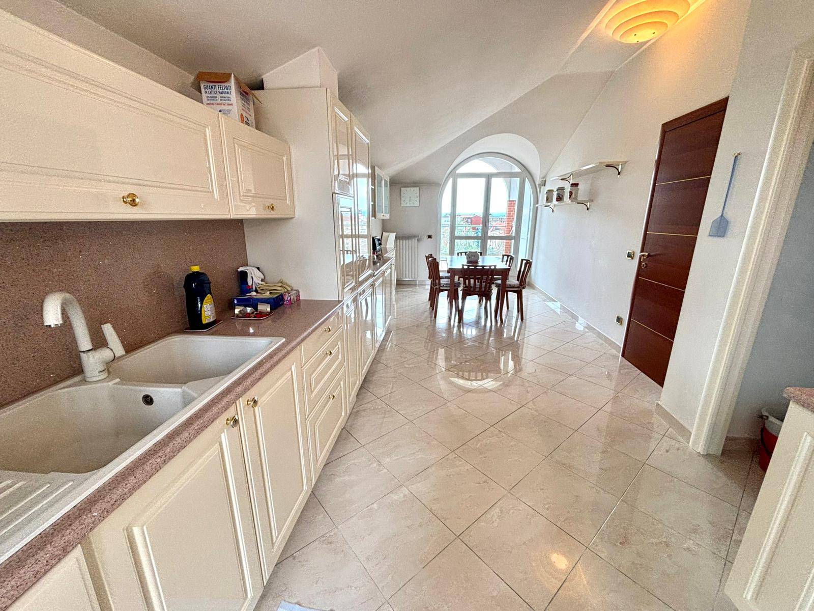 Appartamento in vendita a Alessandria, Centro-P.zza Matteotti