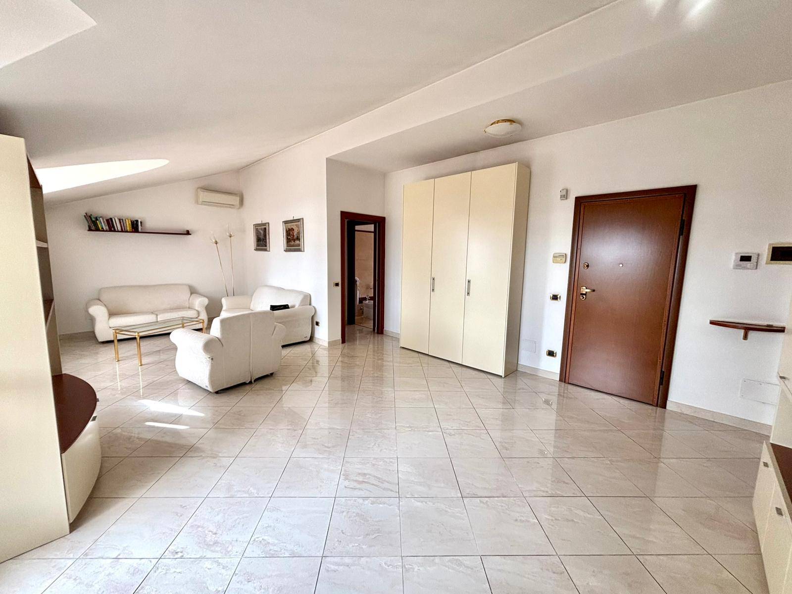 Appartamento in vendita a Alessandria, Centro-P.zza Matteotti