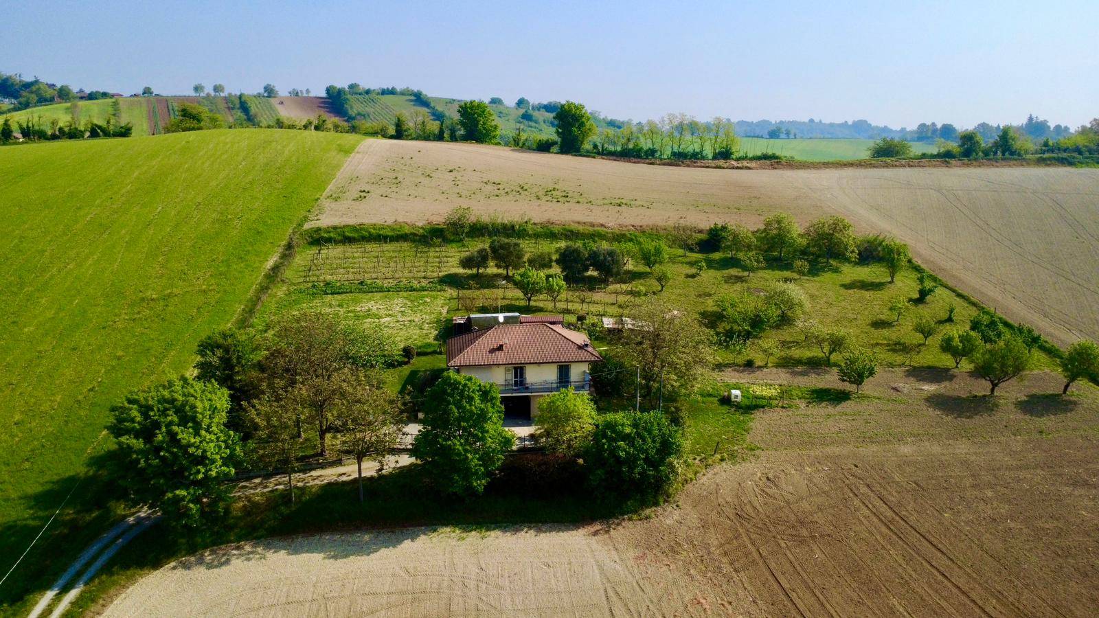 Villa in vendita a Alessandria, Valle San Bartolomeo