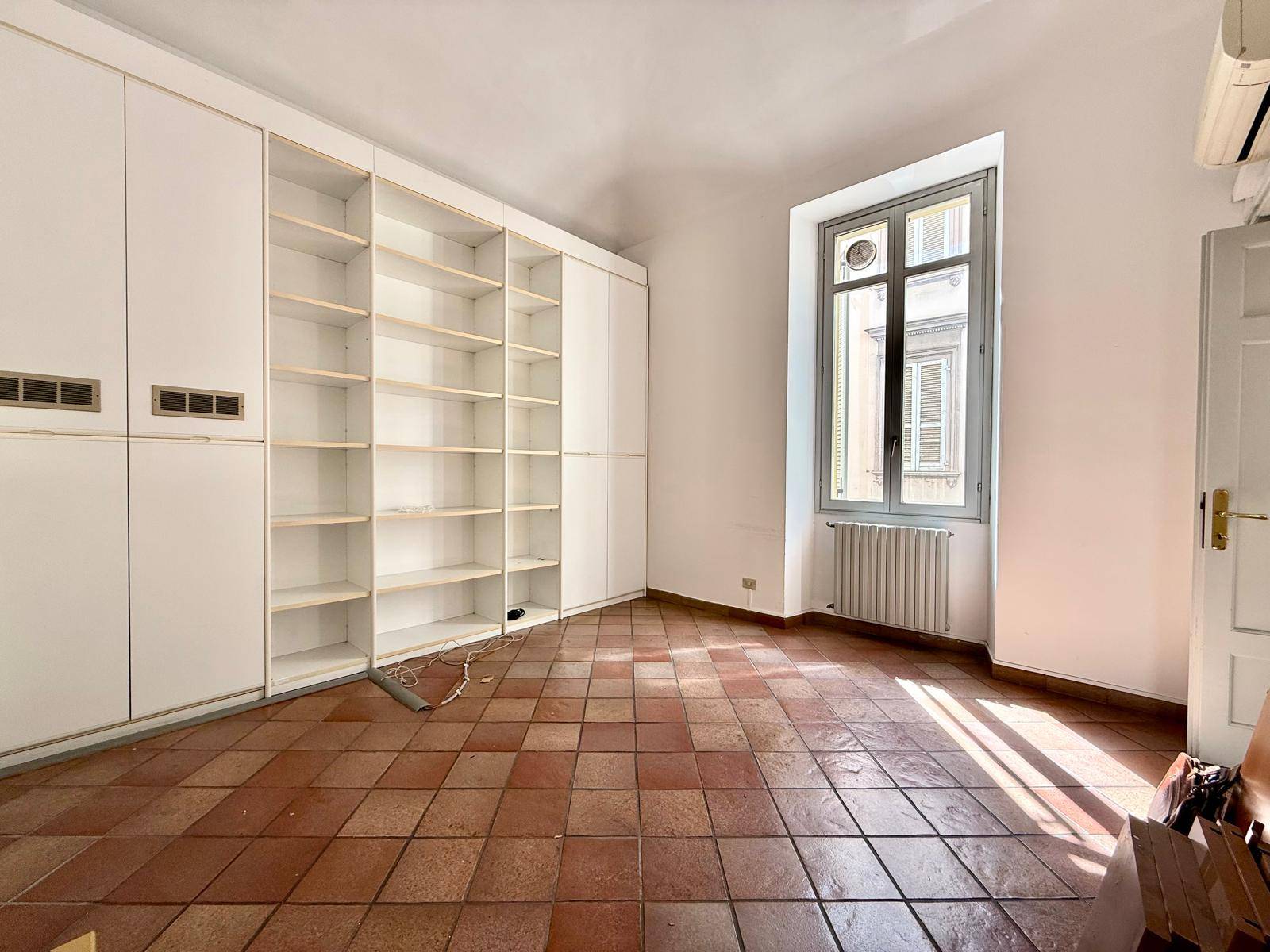 Studio/Ufficio in vendita a Alessandria, Centro-P.zza Garibaldi