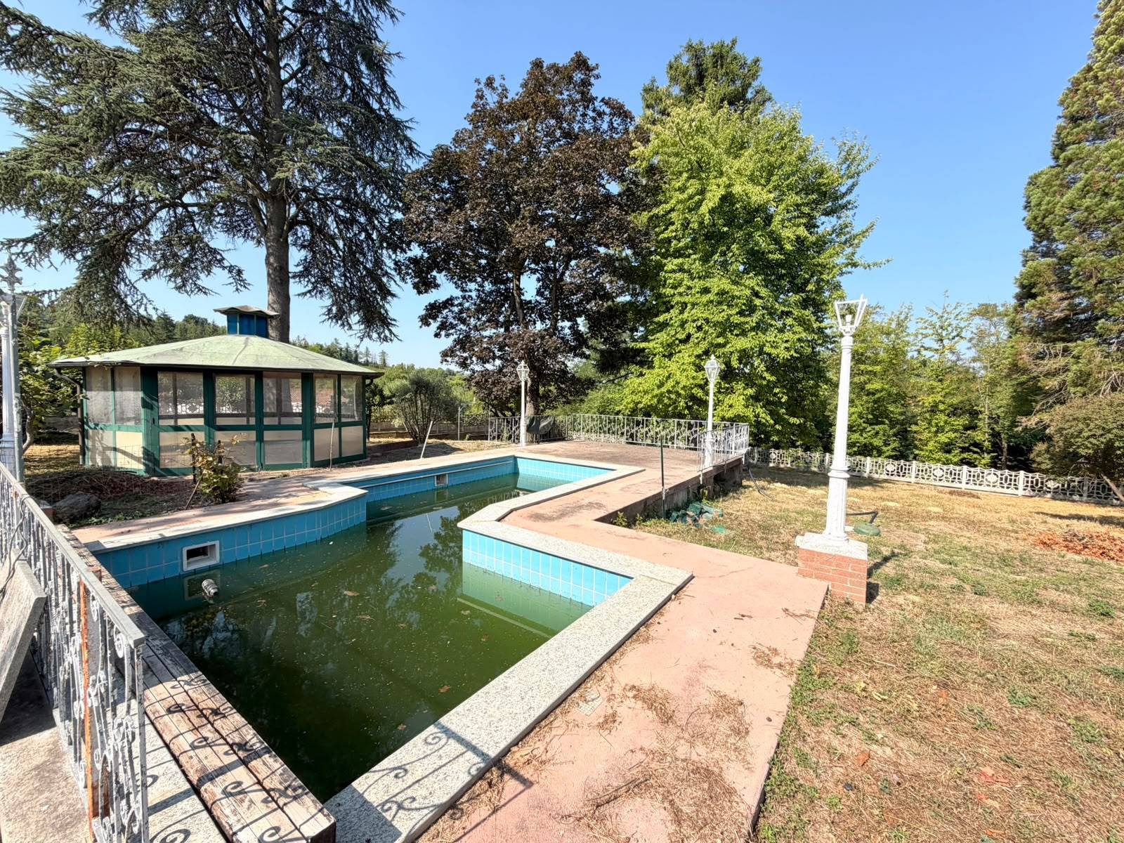 Villa in vendita a Alessandria, Valmadonna