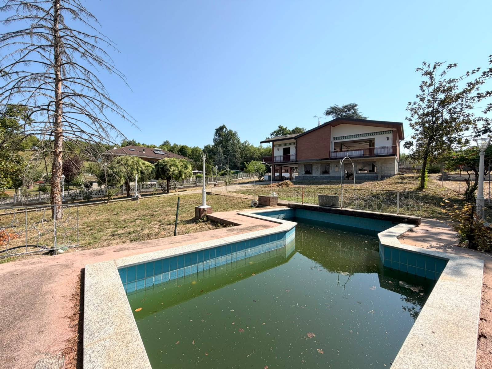 Villa in vendita a Alessandria, Valmadonna