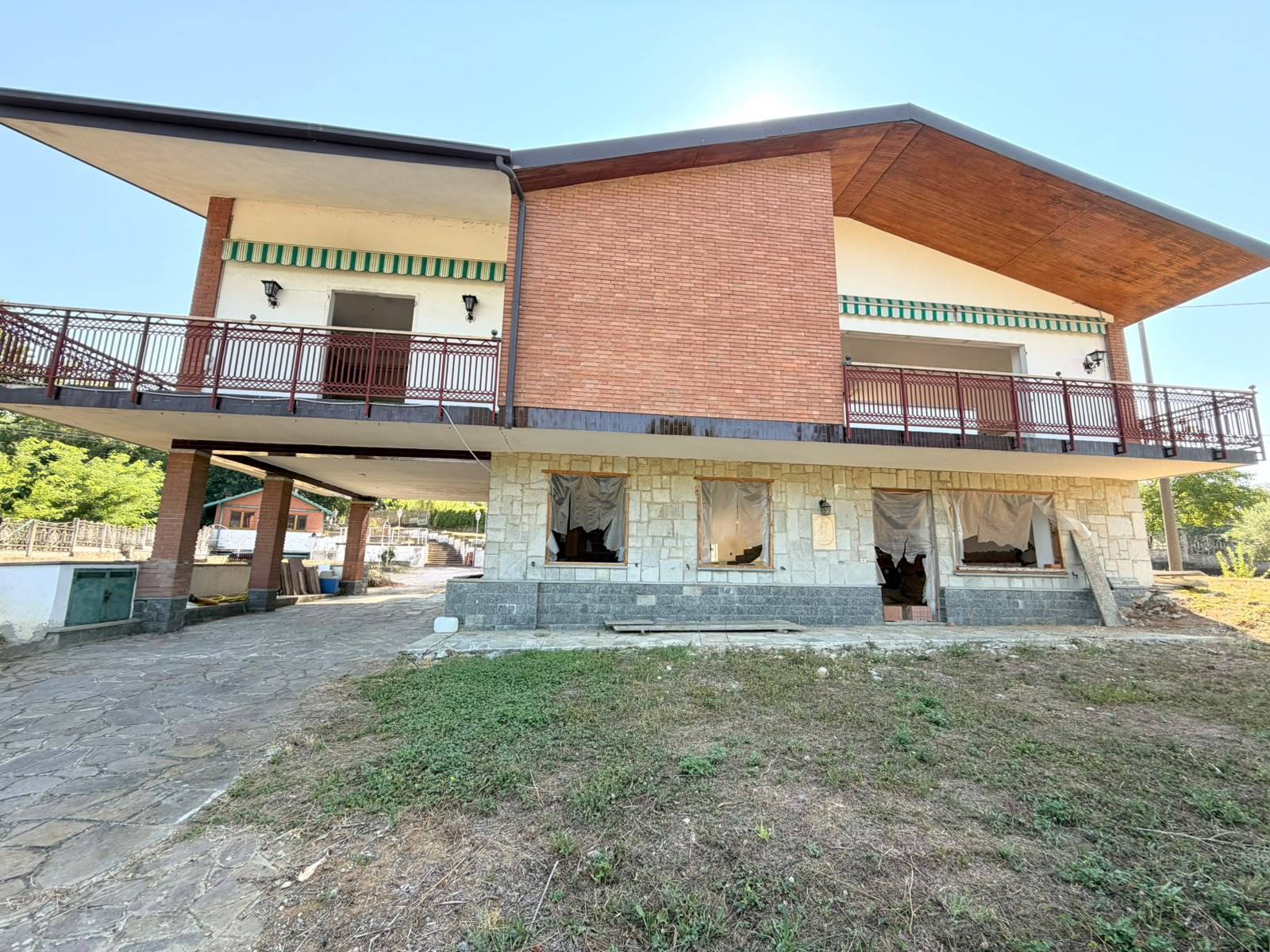 Villa in vendita a Alessandria, Valmadonna