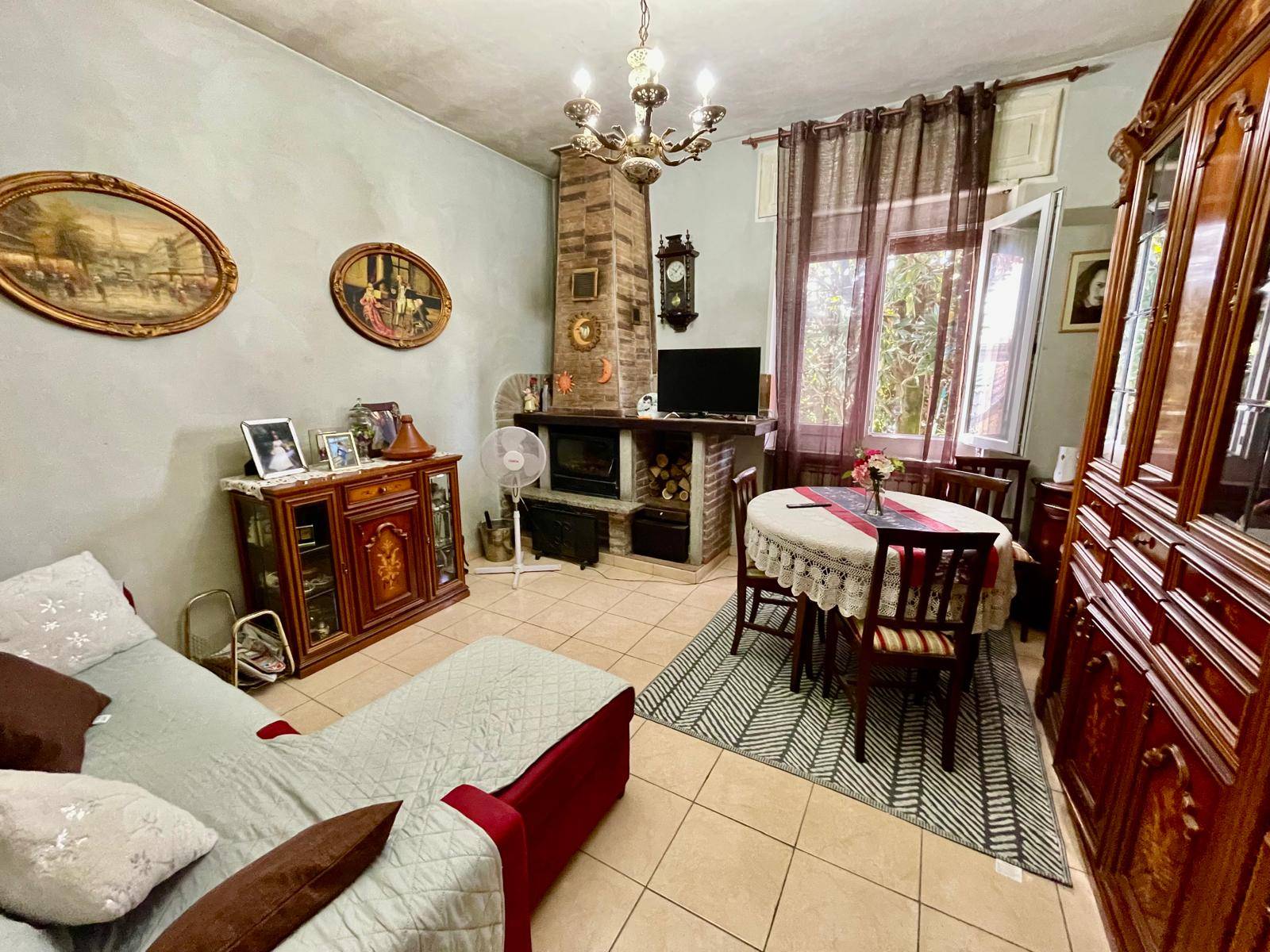 Casa singola in vendita a Alessandria, Cabanette