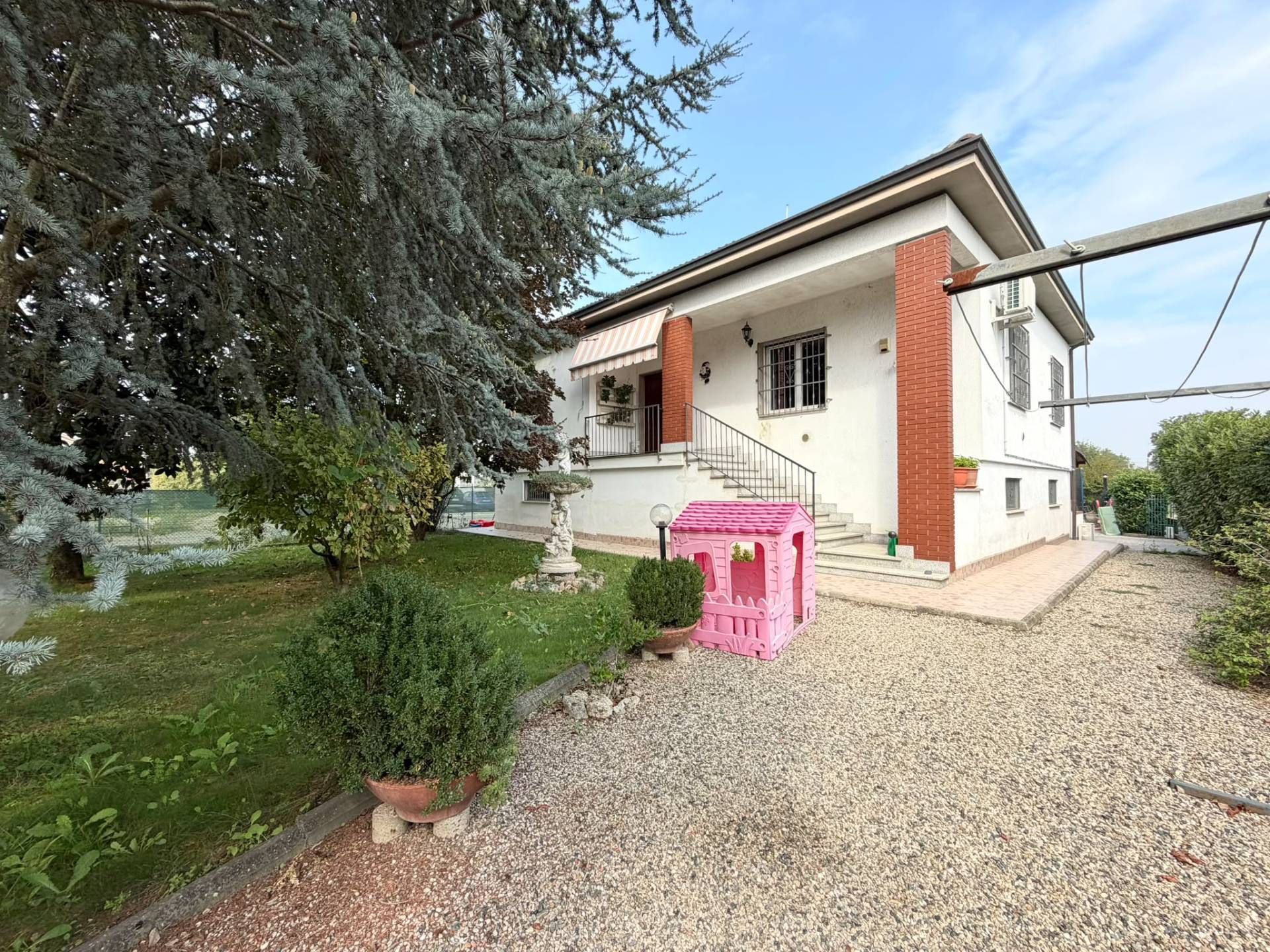 Casa singola in vendita a Castellazzo Bormida