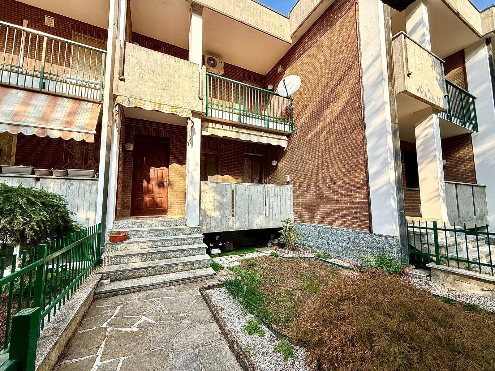 Villette a schiera in vendita a Alessandria, Borgo Rovereto