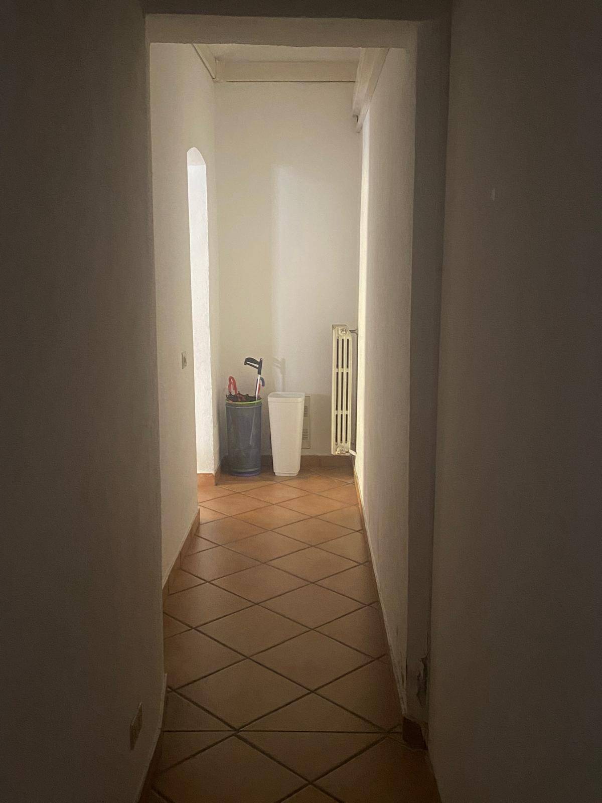 Locale commerciale in vendita a Alessandria, Centro-P.zza Matteotti