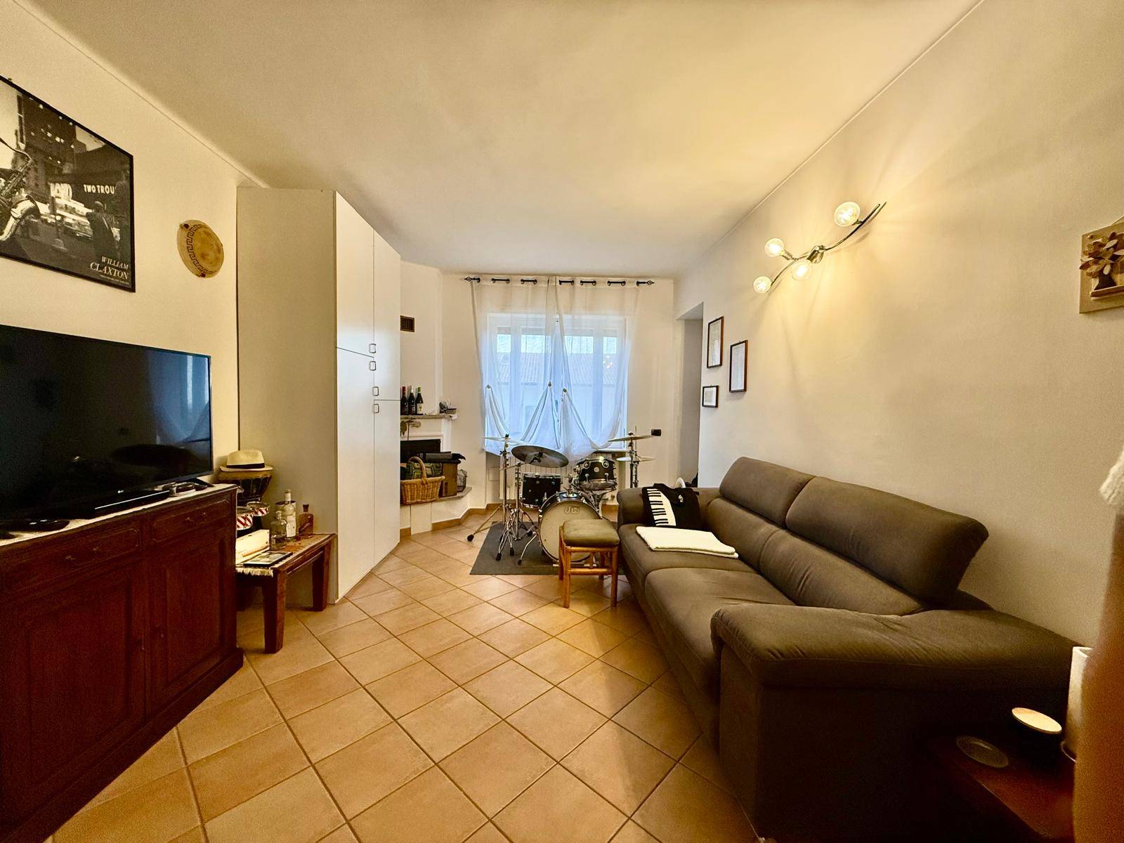 Palazzina in vendita a Carentino