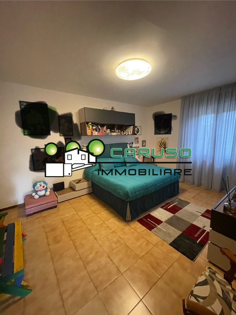 Trilocale con terrazzo a Gavorrano