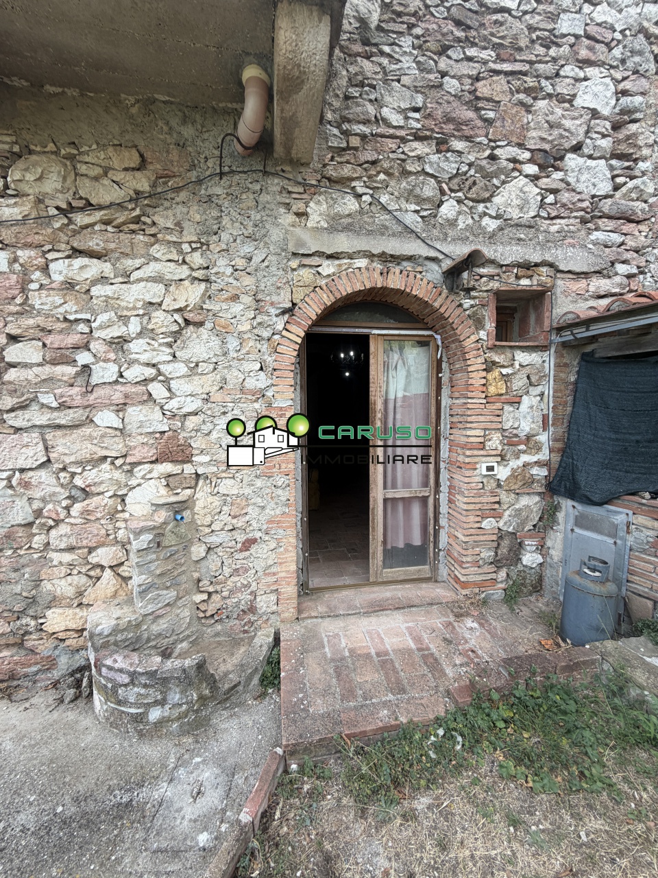 Casa indipendente ristrutturata a Montieri