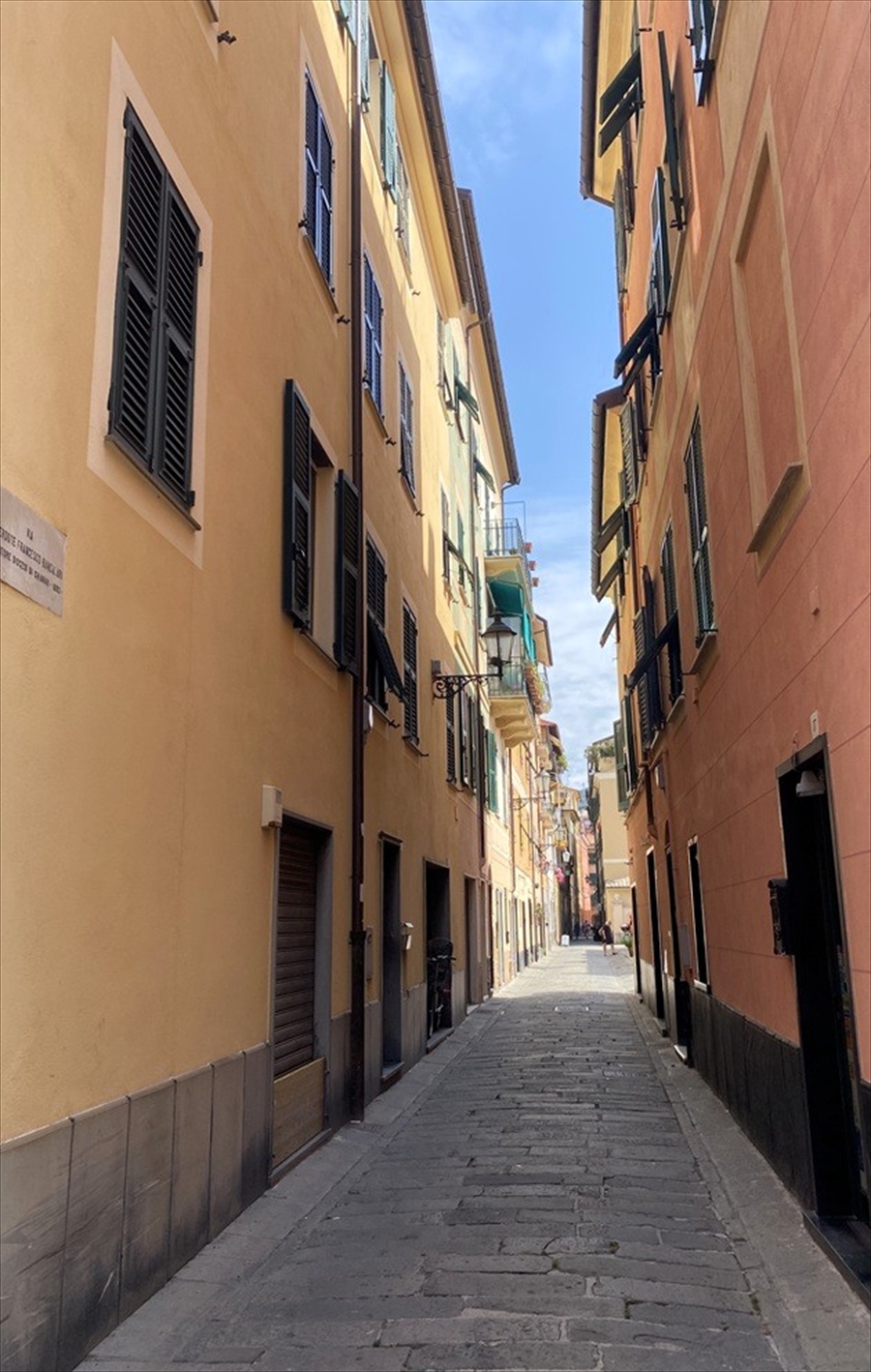 Bilocale ristrutturato, Chiavari centro storico