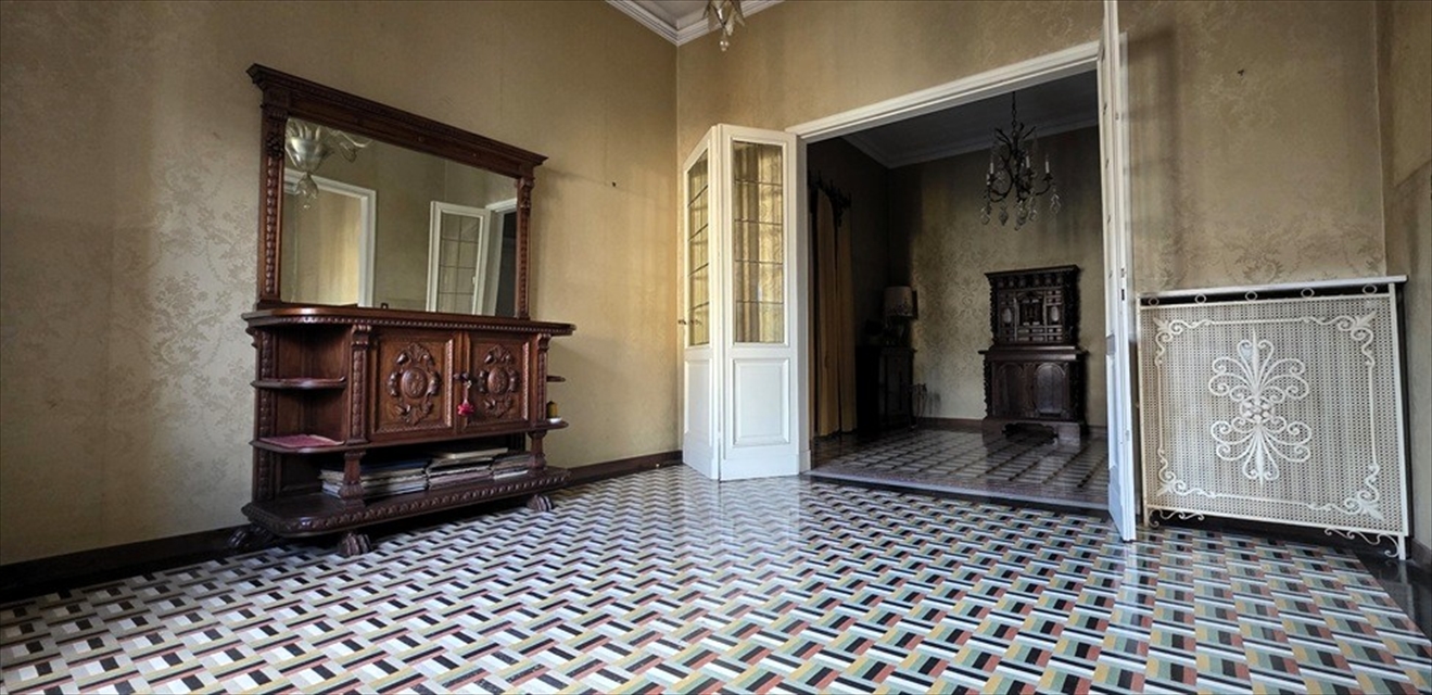 Appartamento da ristrutturare, Chiavari centro