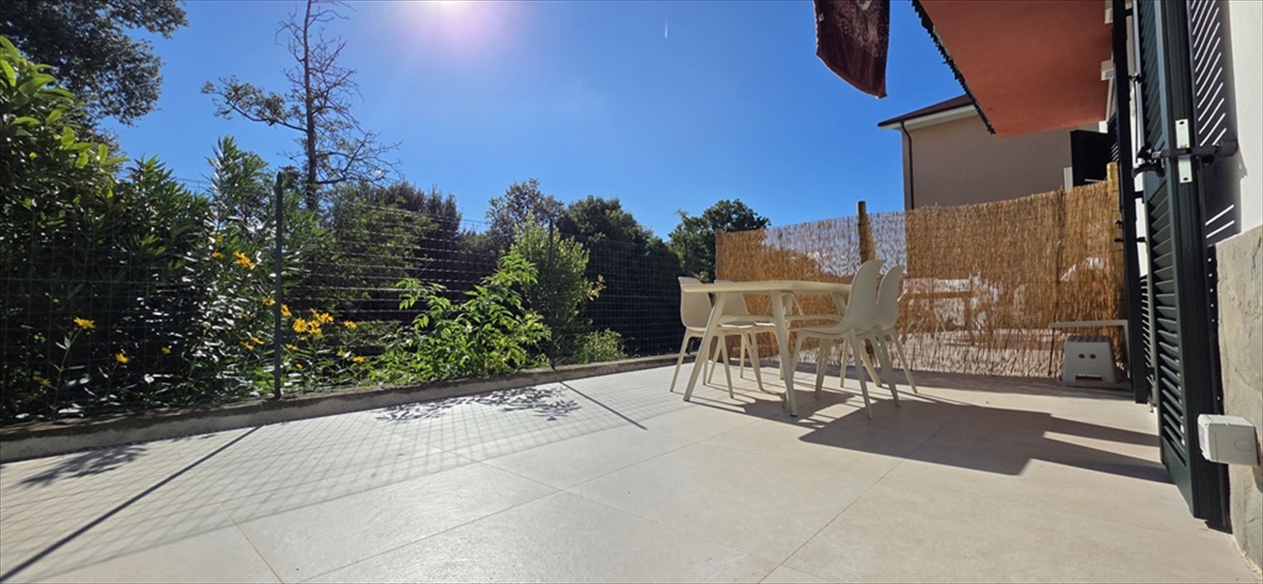 Bilocale con giardino, Sestri Levante residenziale