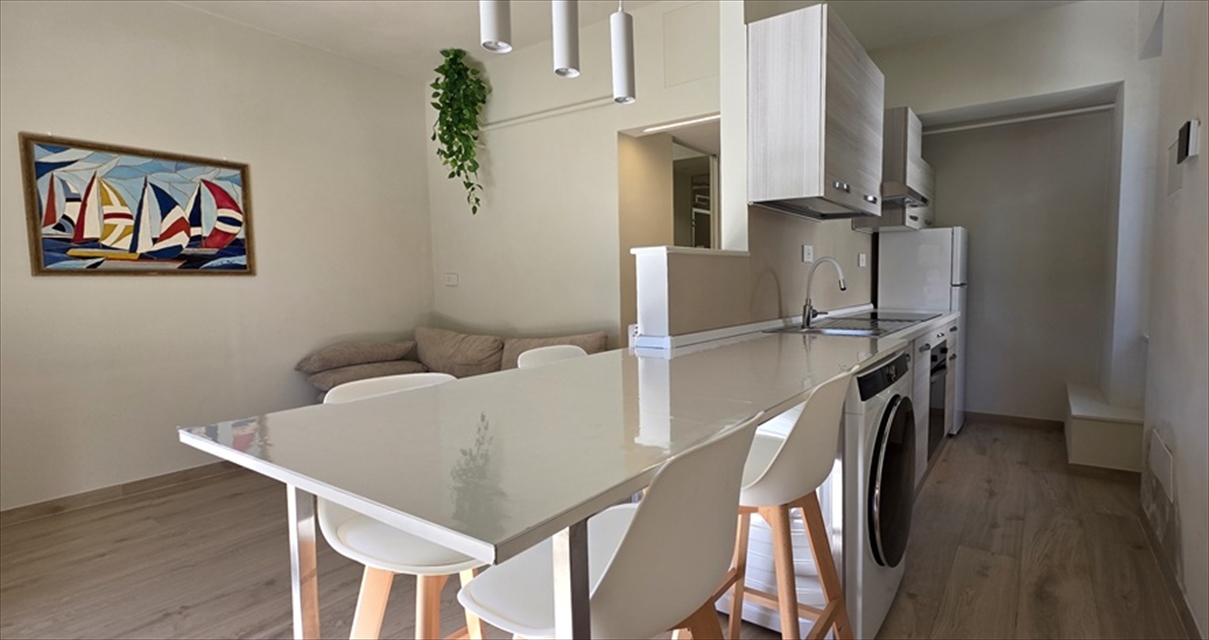 Bilocale con giardino, Sestri Levante residenziale