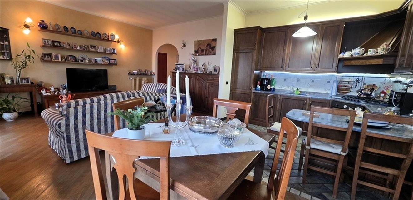 Attico vista mare, Chiavari residenziale