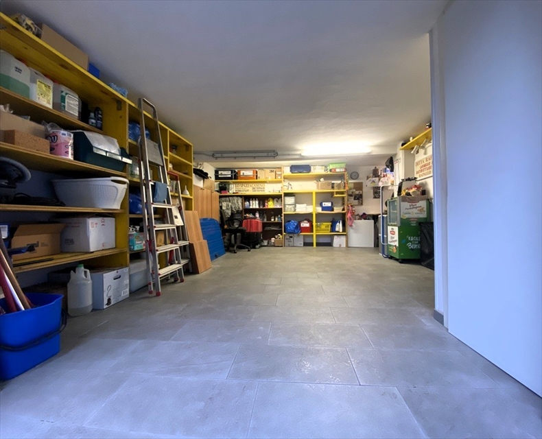 Box/Garage 25mq ristrutturato, Rapallo centro