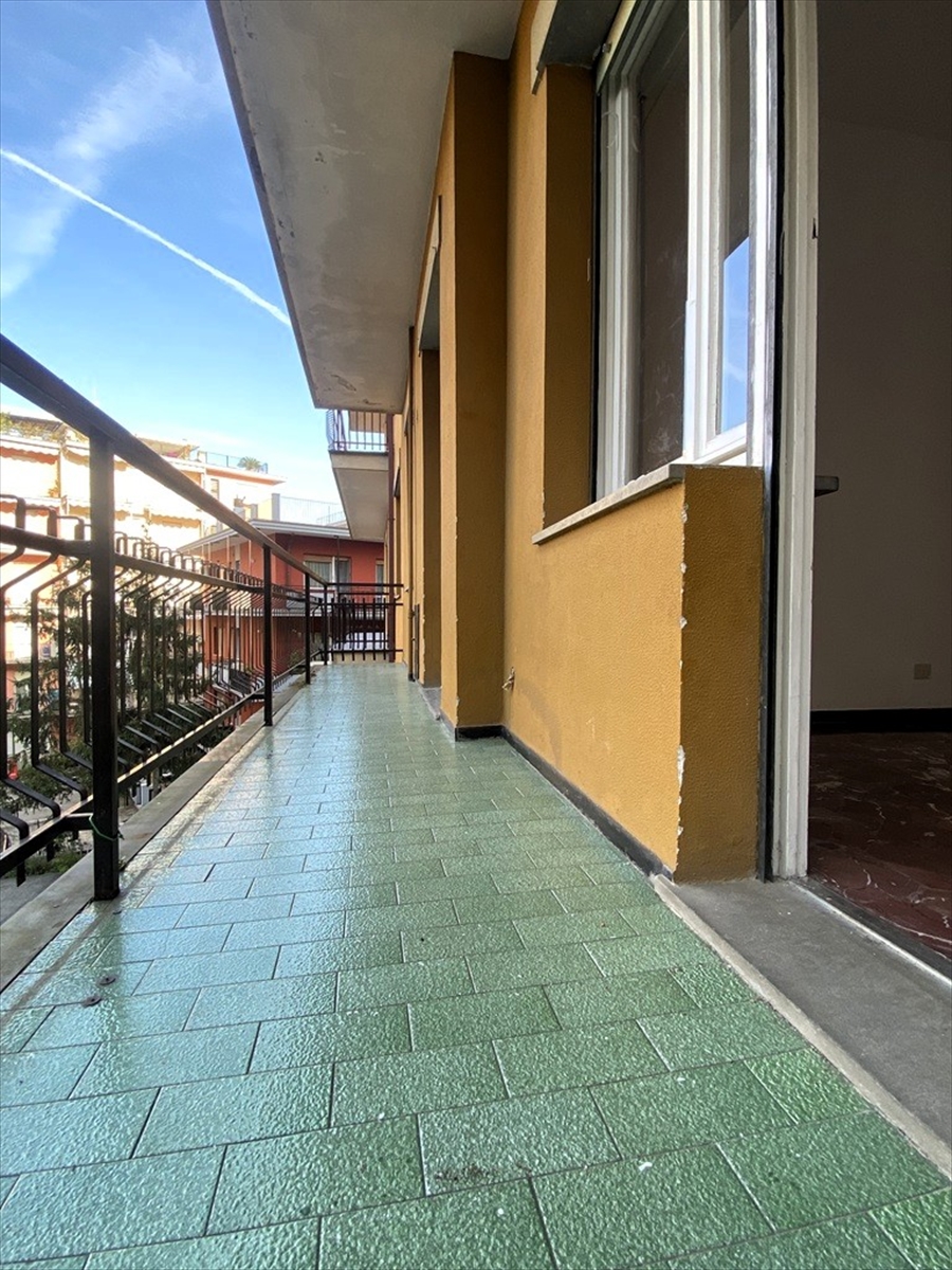 Bilocale da ristrutturare, Chiavari residenziale